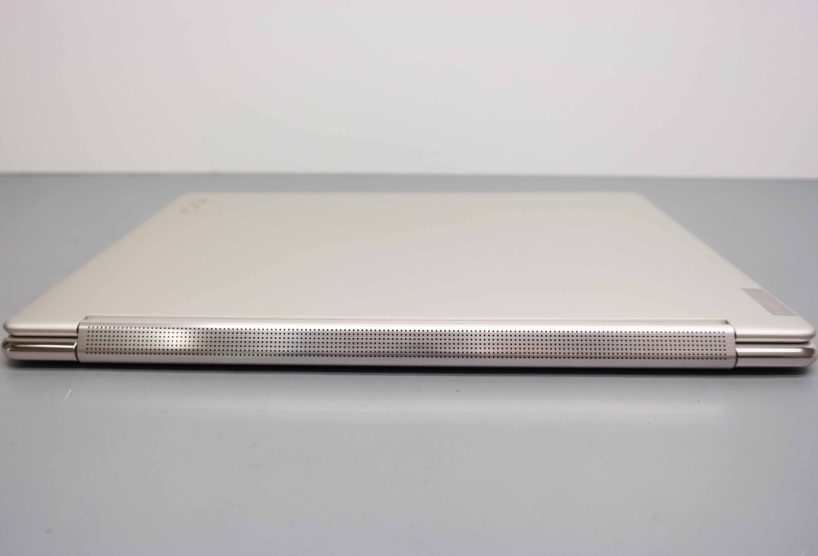 Lenovo Yoga 9i 2-in-1 14″ Intel Core i7-1360P 16GB 512GB SSD