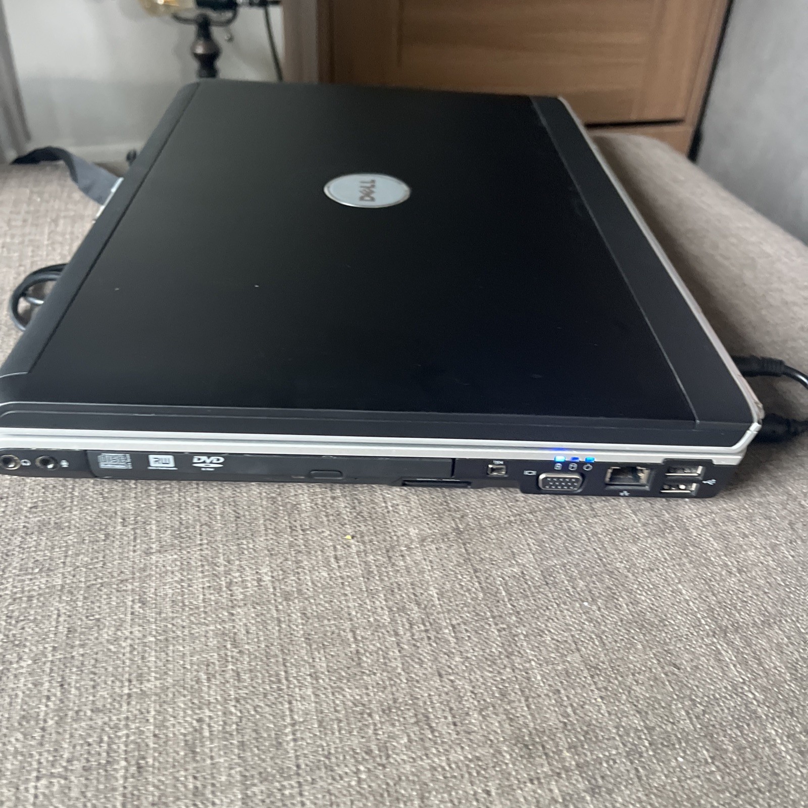 Dell Inspiron 1720 PP22X Intel Core 2 Duo 750MHz 1GB 17″ WXGA+ 1440×900 AS iS