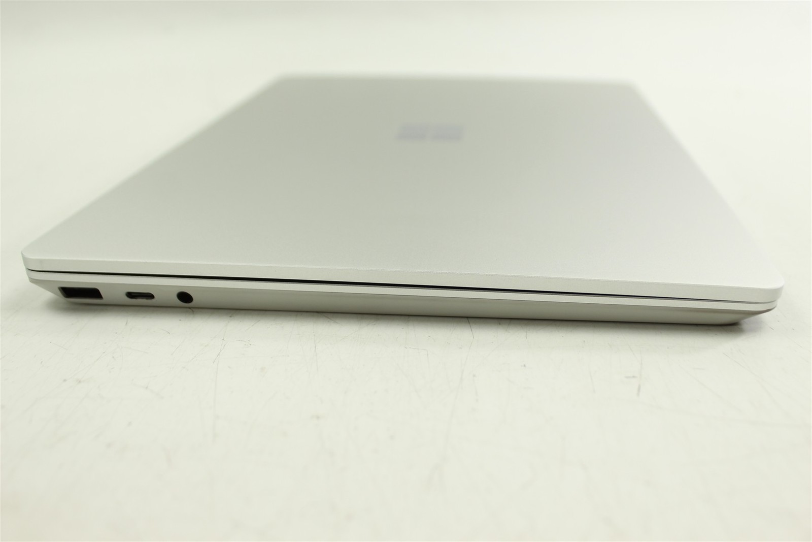 Microsoft Surface Laptop Go 2 2013 12.4″ i5-1135G7 256GB SSD 16GB RAM W11H