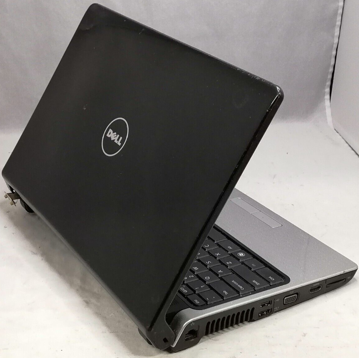 FOR PARTS 14″ Dell Studio 1458 (i3-350M/2.26GHz/NO RAM/NO HDD)