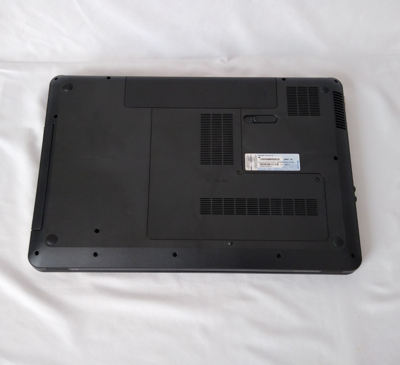 HP Pavilion G7 Notebook Laptop Windows 7 Home Premium AMD 4Core 1.5GHz 4GB RAM
