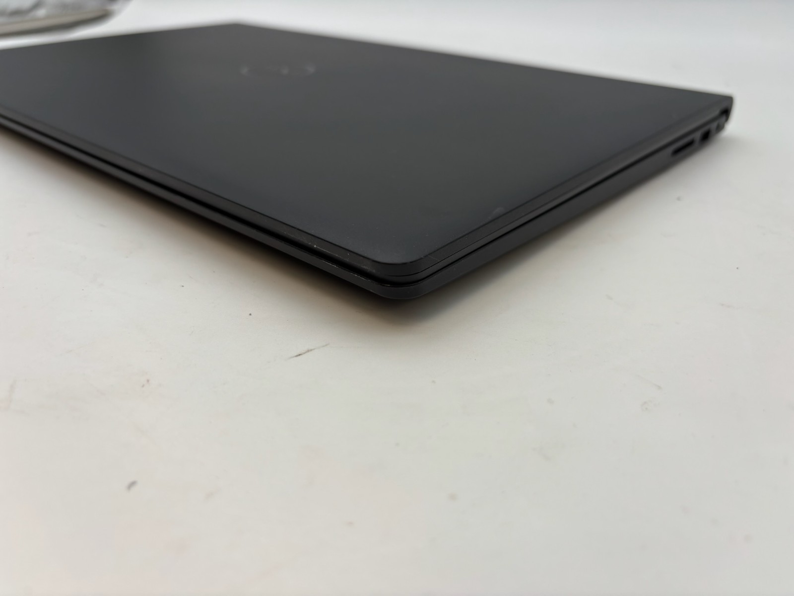 Dell Inspiron 15 3530 15.6″ 512 GB SSD 8 GB RAM i5-1334U Windows 11 Home