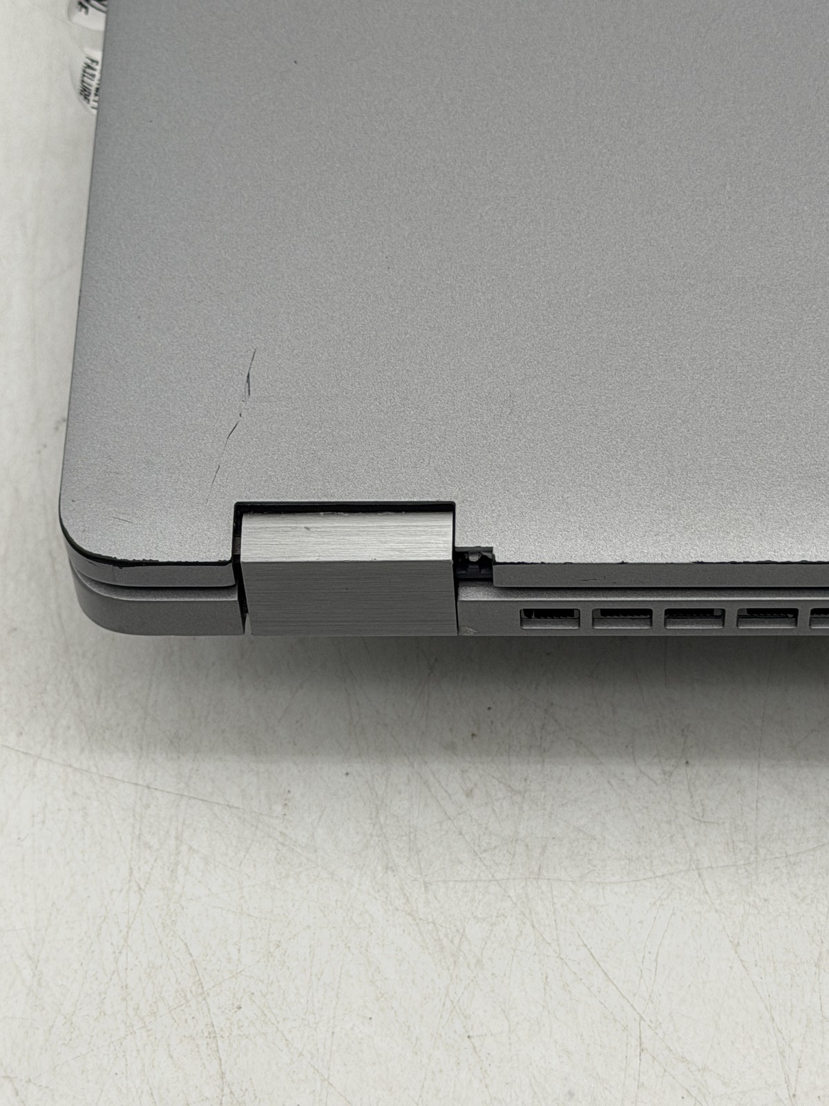 Dell Latitude 5320 (2-in-1) 13.3inch i5-1135G7 16GB 512GB NO OS |Please Read|