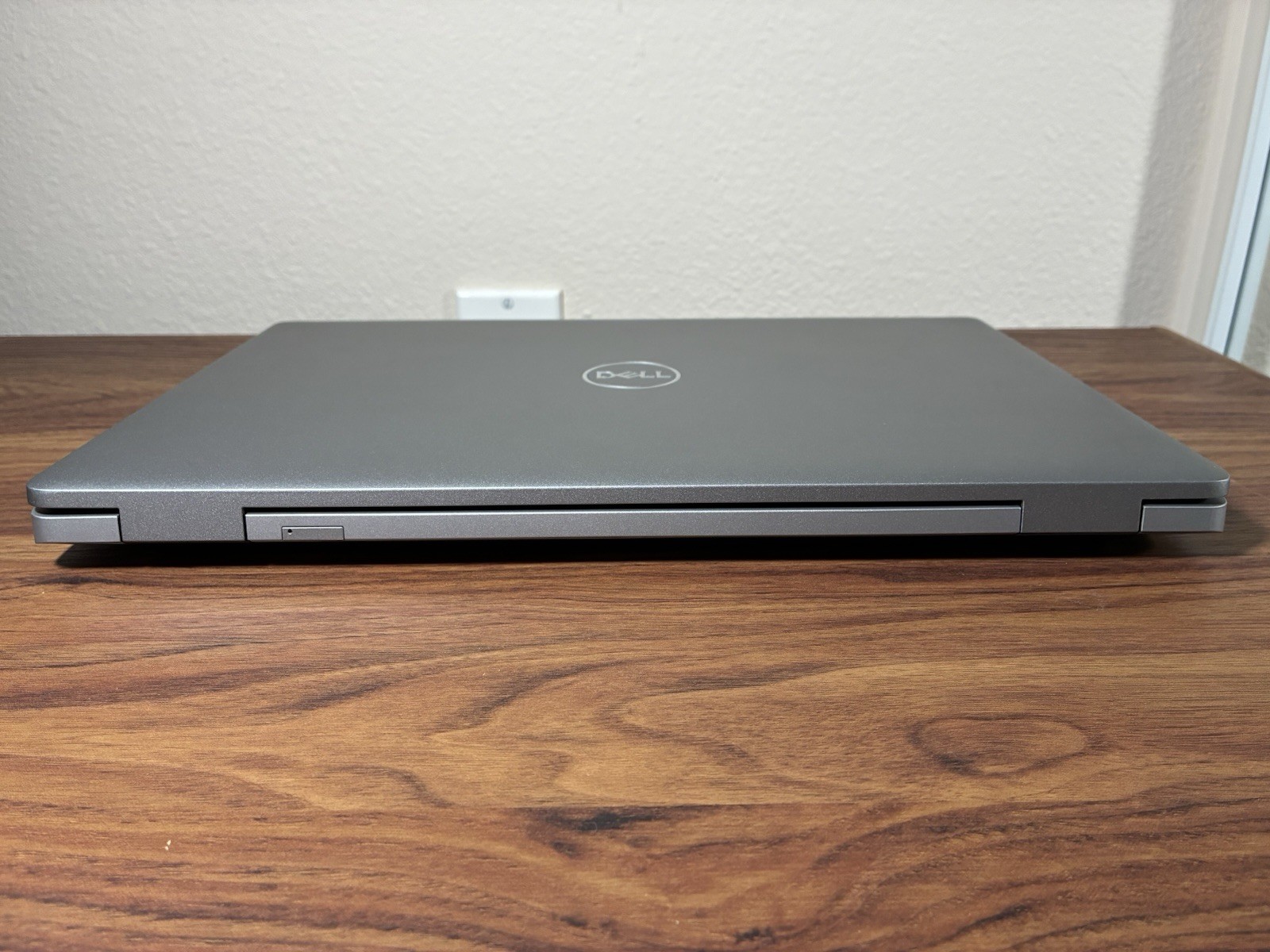 Dell Latitude 5520 Laptop i7-1185G7 16GB RAM 512GB SSD 15.6” FHD WIN 11 W/AC!