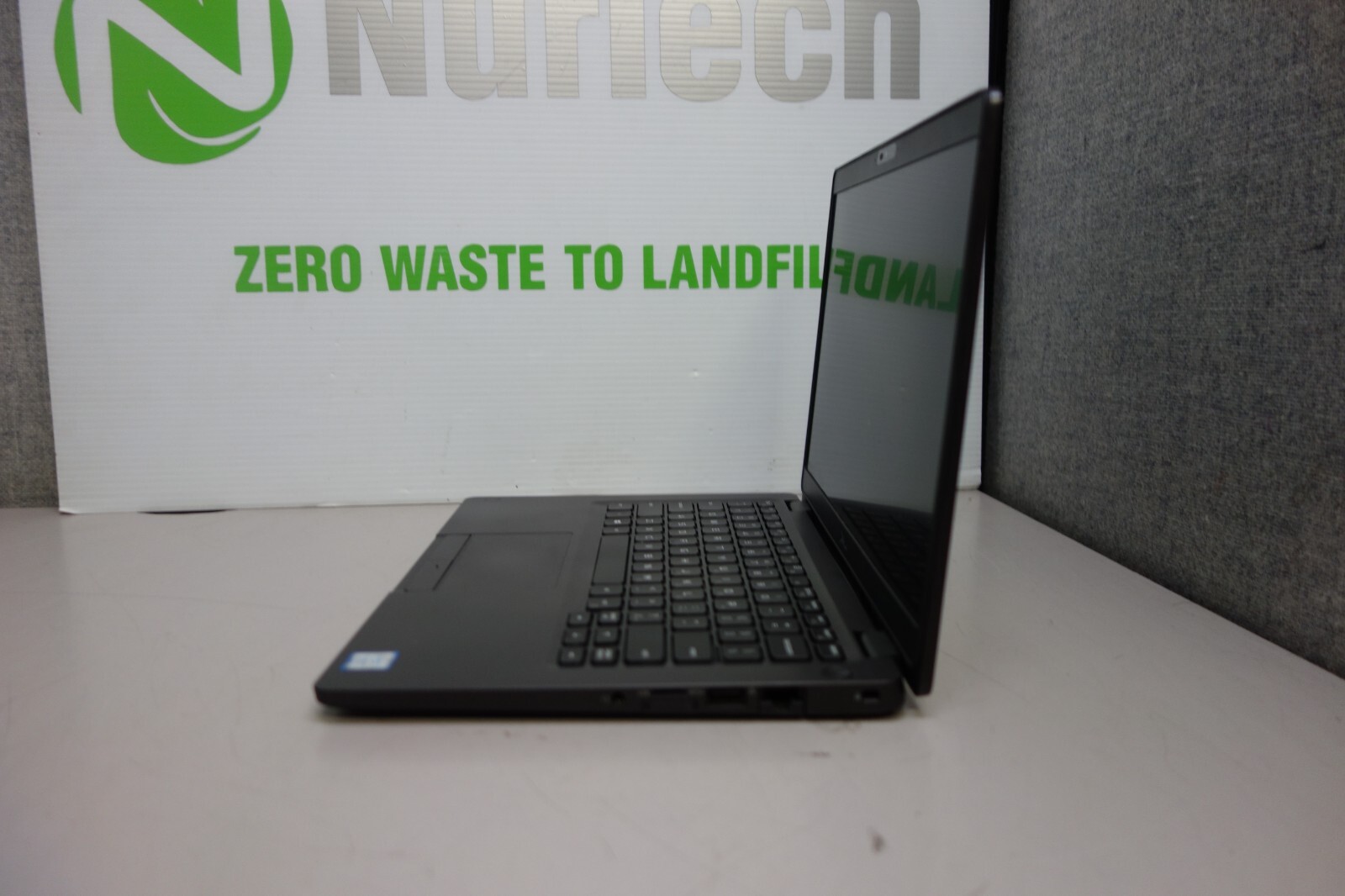 Dell Latitude 5300 13.3″ i7-8665U 1.9GHz 16GB Laptop [NO HDD/AC/OS][ADMIN/BIOS]