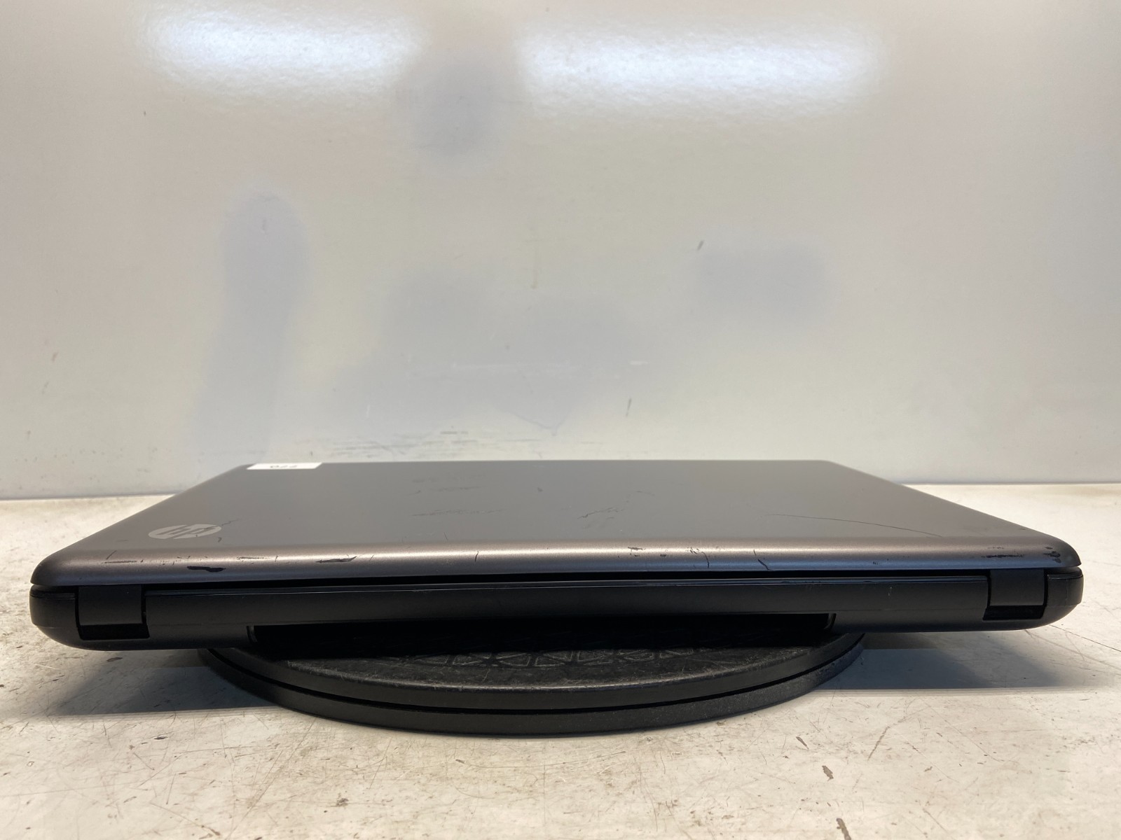 HP 2000Z-300 AMD E-300 1300MHz 3 GB NO HDD