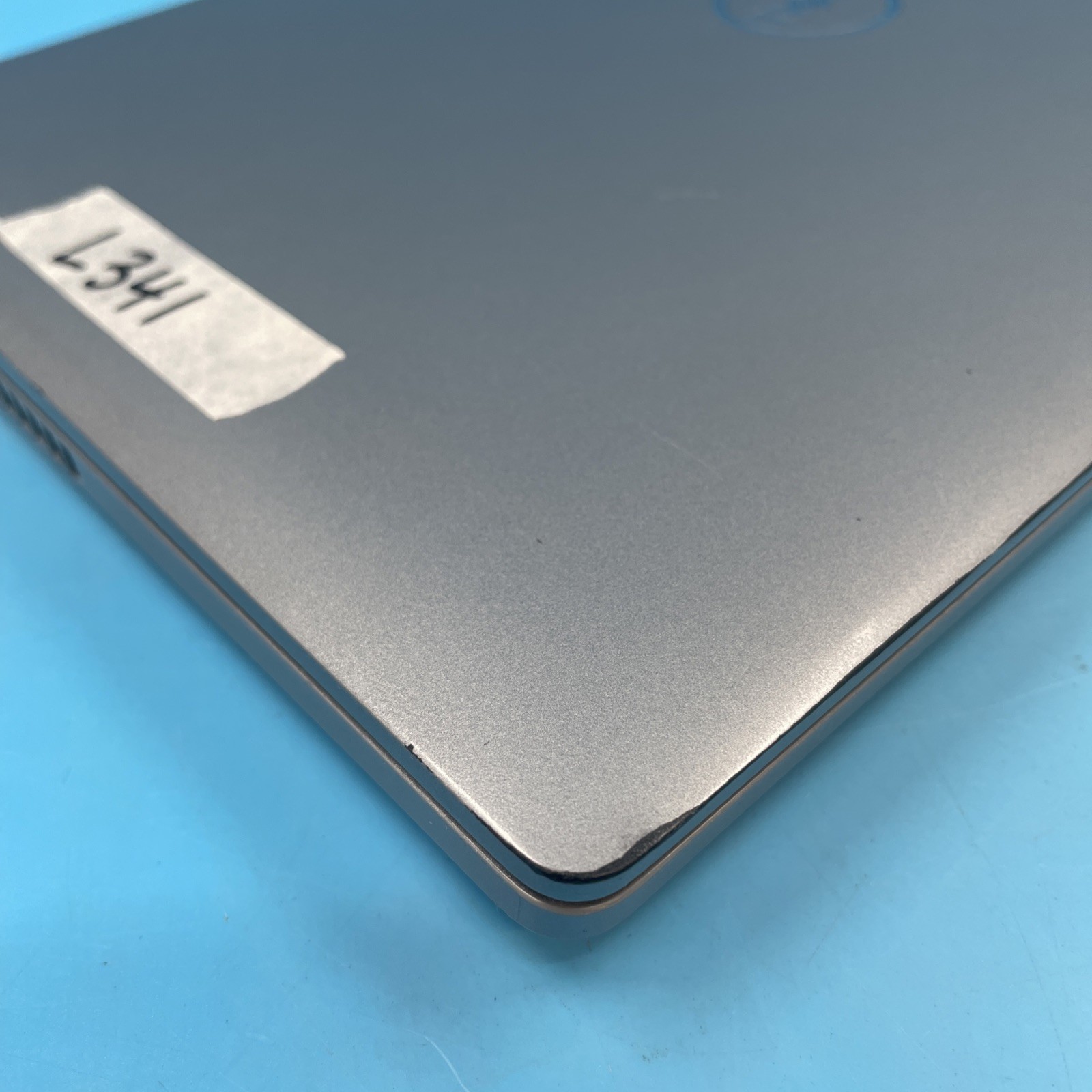 Dell Latitude 5411 | i7-10850H | 32GB RAM | MX250 | NO FAN/SSD/OS | 48% BATT