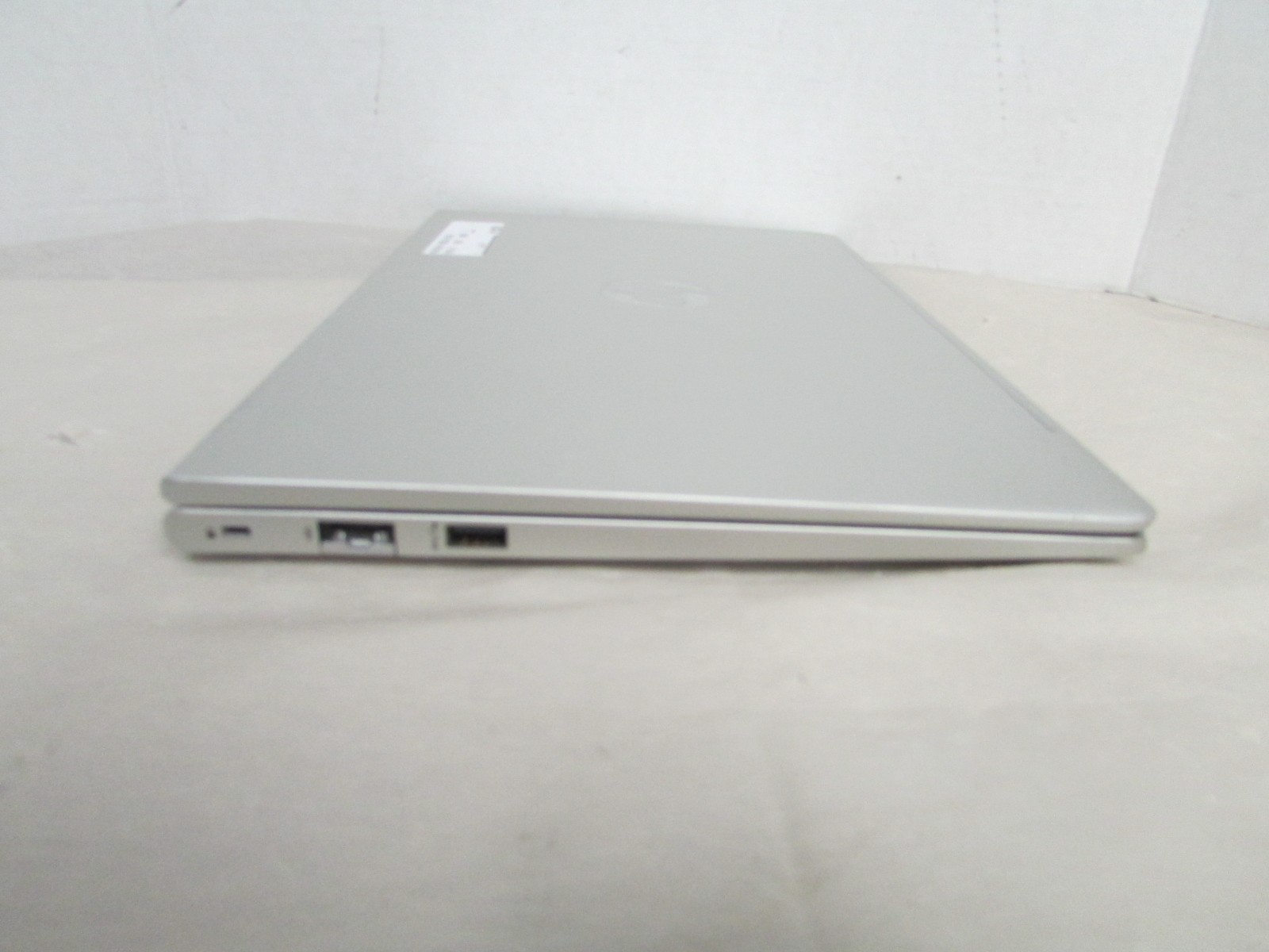 HP ProBook 445 14″ G9, AMD Ryzen 7 5825U NO RAM, SSD, OS AC WILL NOT POWER