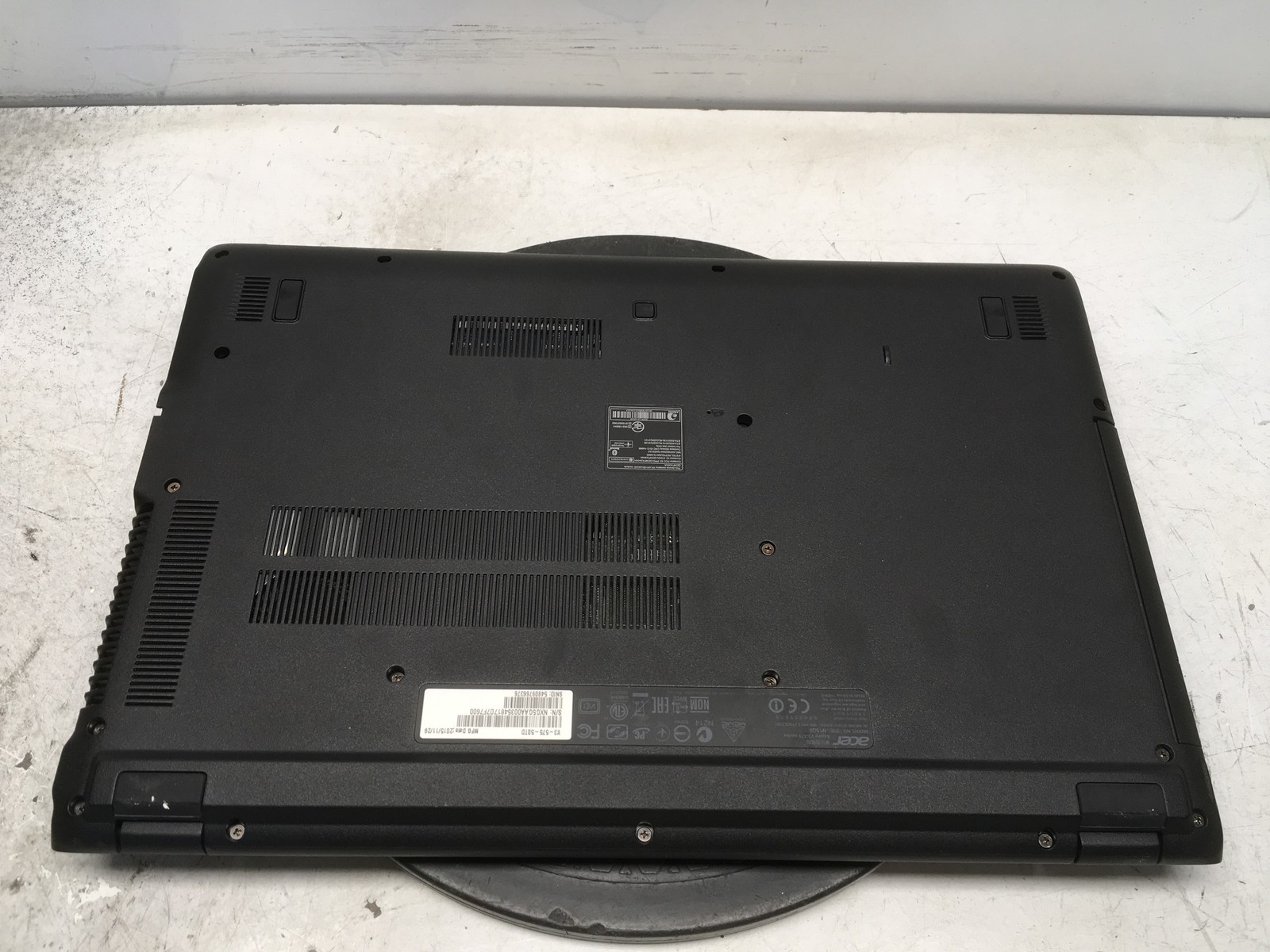 Acer Aspire V15 V3-575-50TD Intel i5-6200U 2.3GHz 4 GB NO HDD No Batt