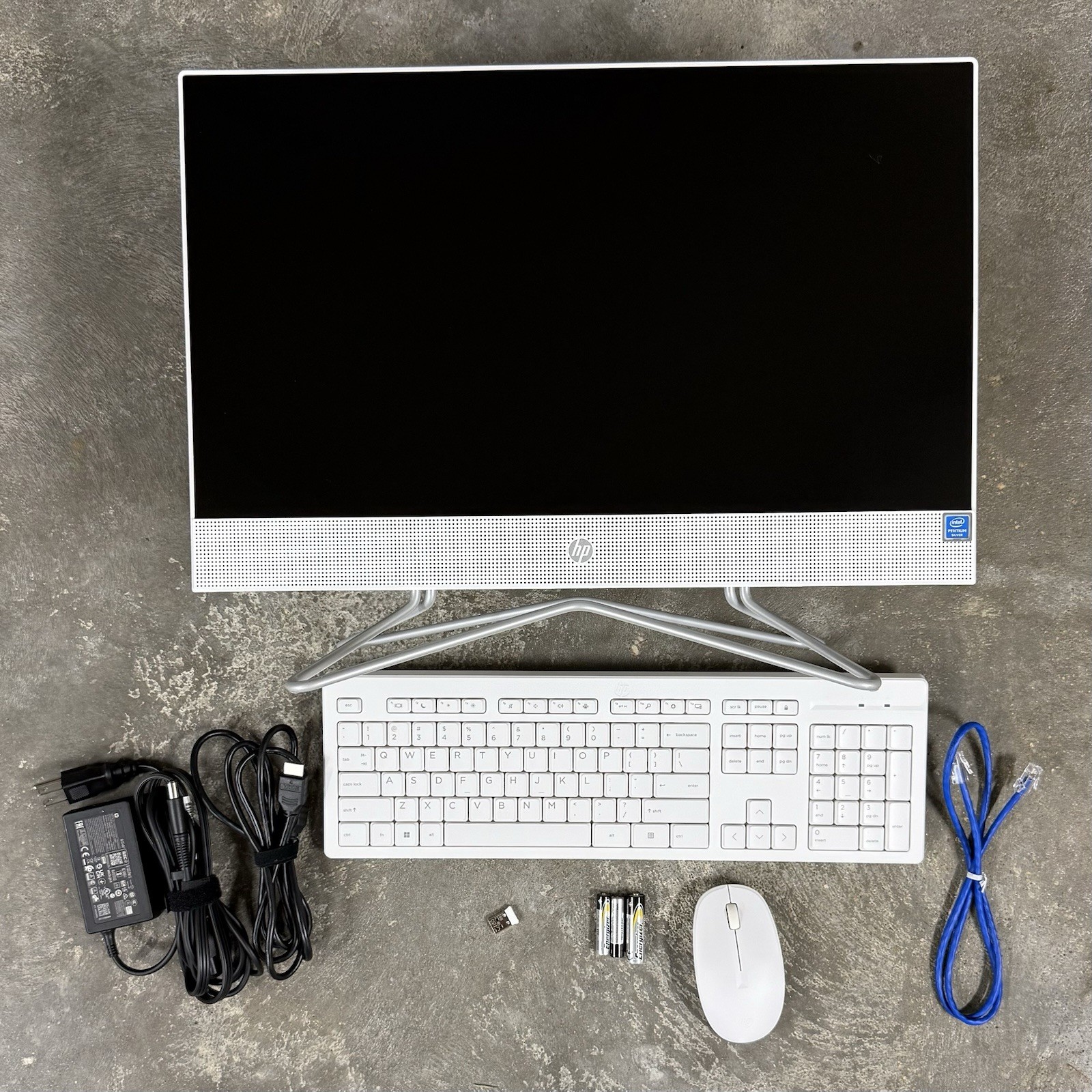HP 22-dd0123w All In One PC J5040 4GB 128GB SSD Win11 Webcam KB Mouse WiFi