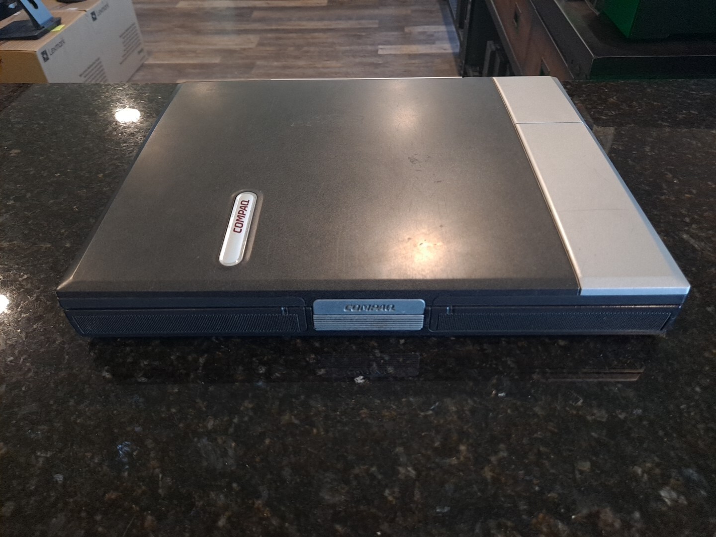 Compaq Evo N1020v Intel Pentium 4 2.4GHz 512MB RAM No HDD