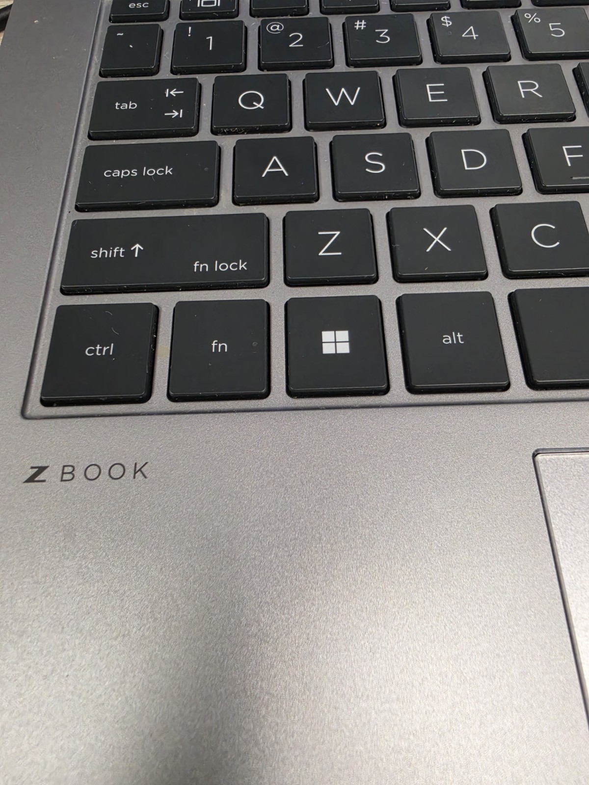 HP ZBook Fury 16 G10 16″ i7-13650HX 32GB 1TB SSD RTX A500 Win11 Pro Excellent Co