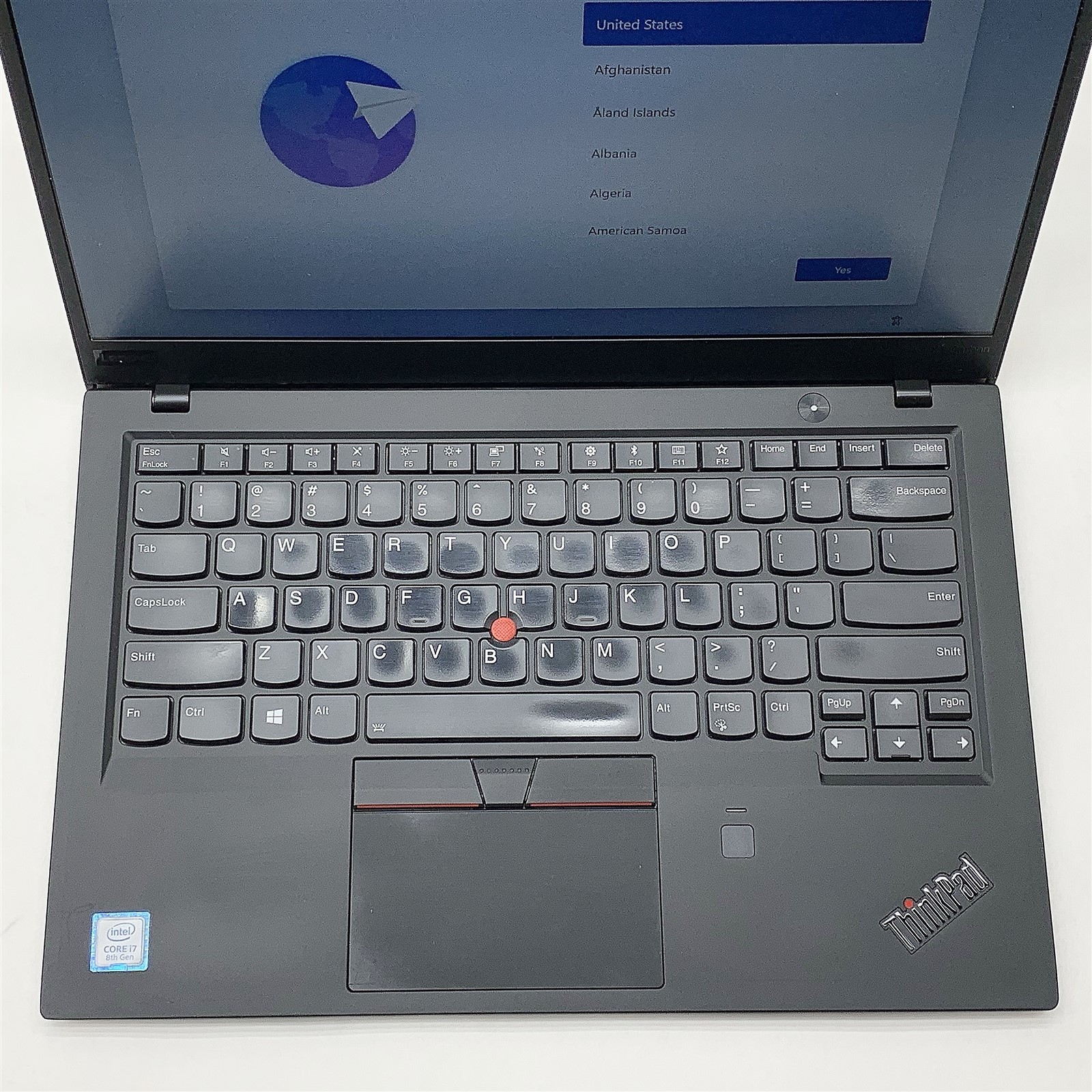 Lenovo ThinkPad X1 Carbon Laptop i7 8550U 1.80GHZ 14″ FHD 8GB 512GB M.2 Win 11