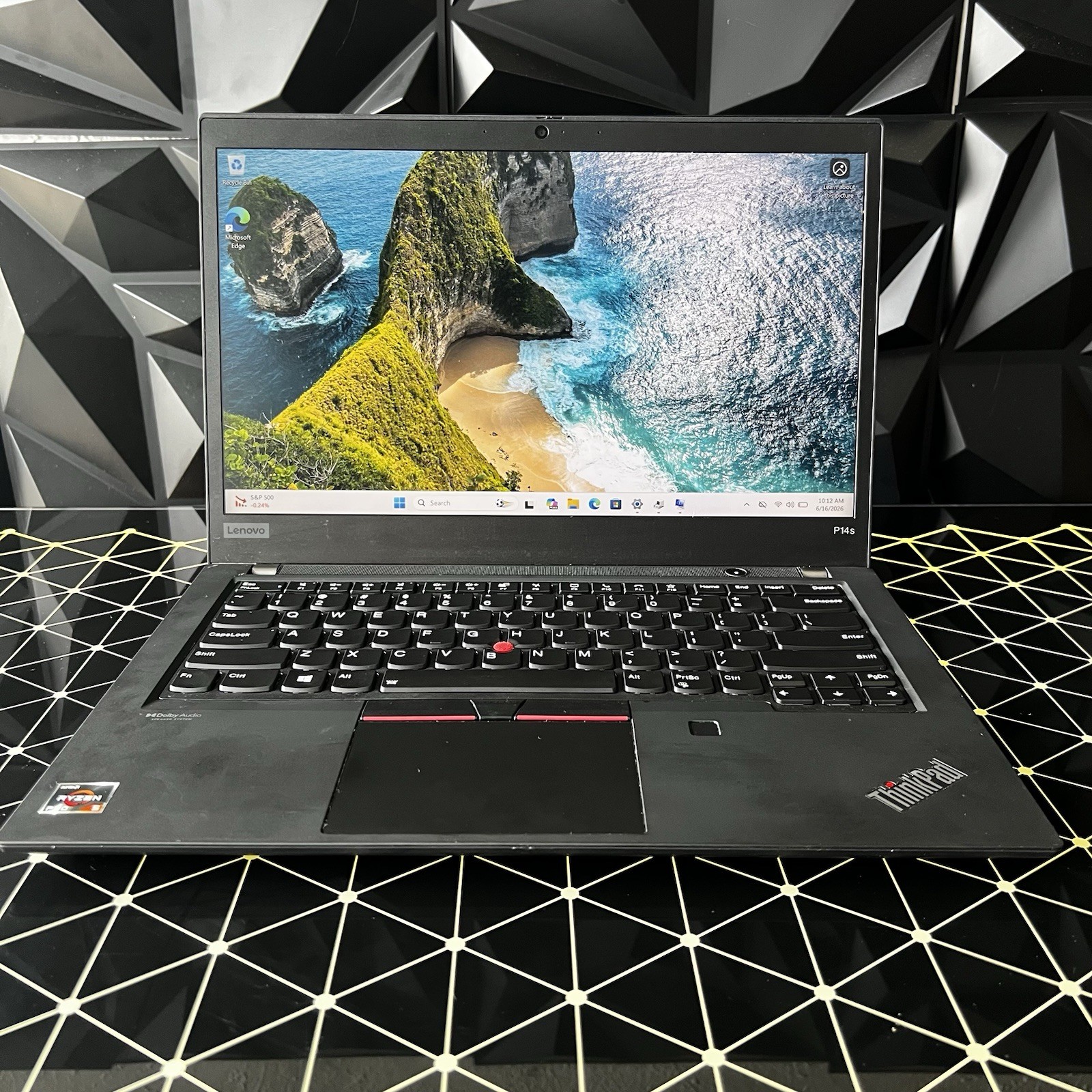 Lenovo ThinkPad P14s Gen 2 14″ Ryzen 5 PRO 5650U 24GB RAM 256GB SSD 4GB Graphics