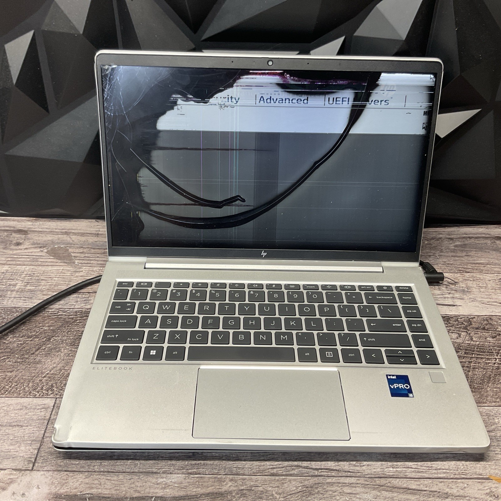 HP EliteBook 640 G9 / i5 12th Gen / BIOS Unlocked / No SSD / M10