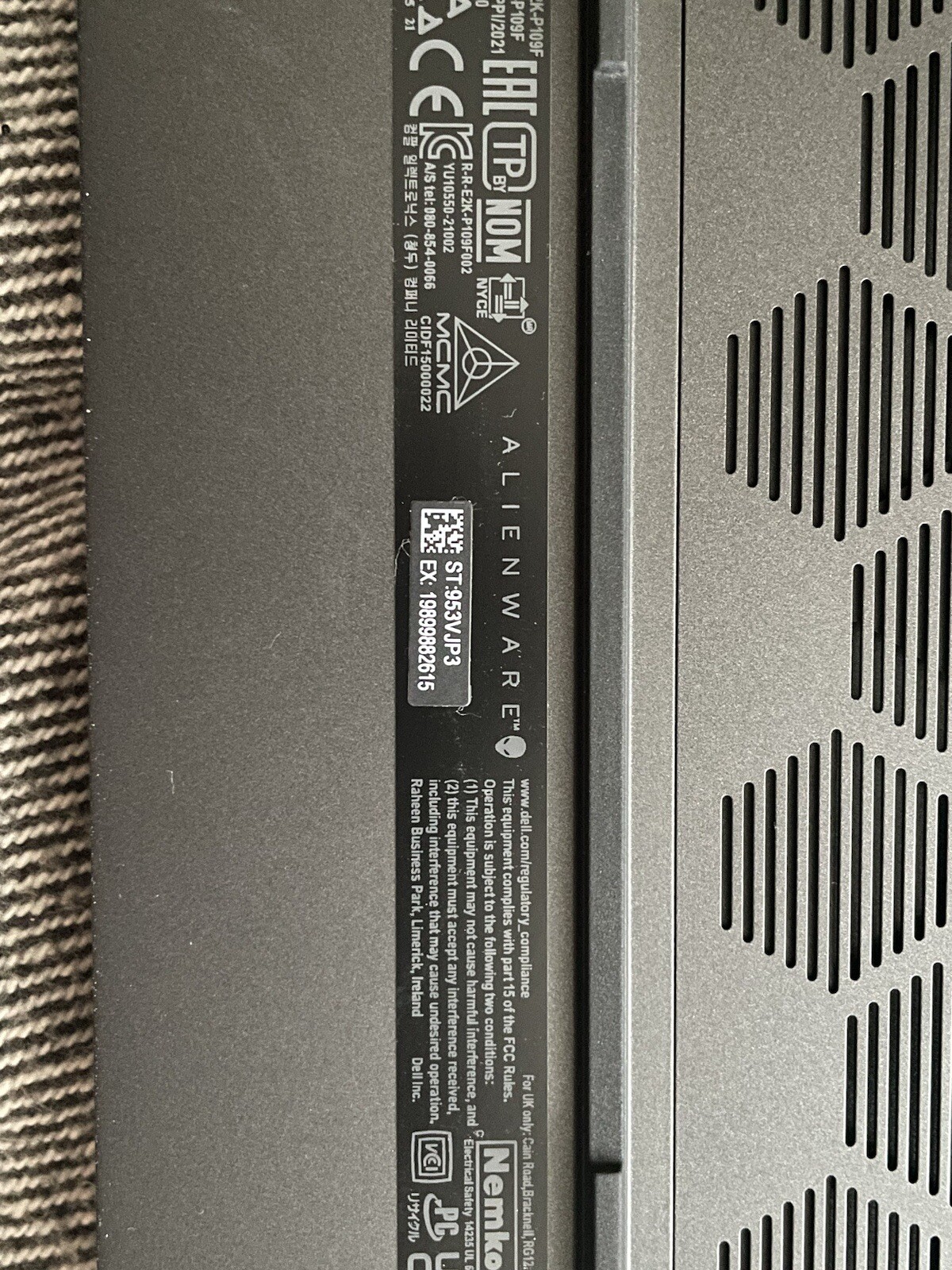 alienware laptop m15 R5