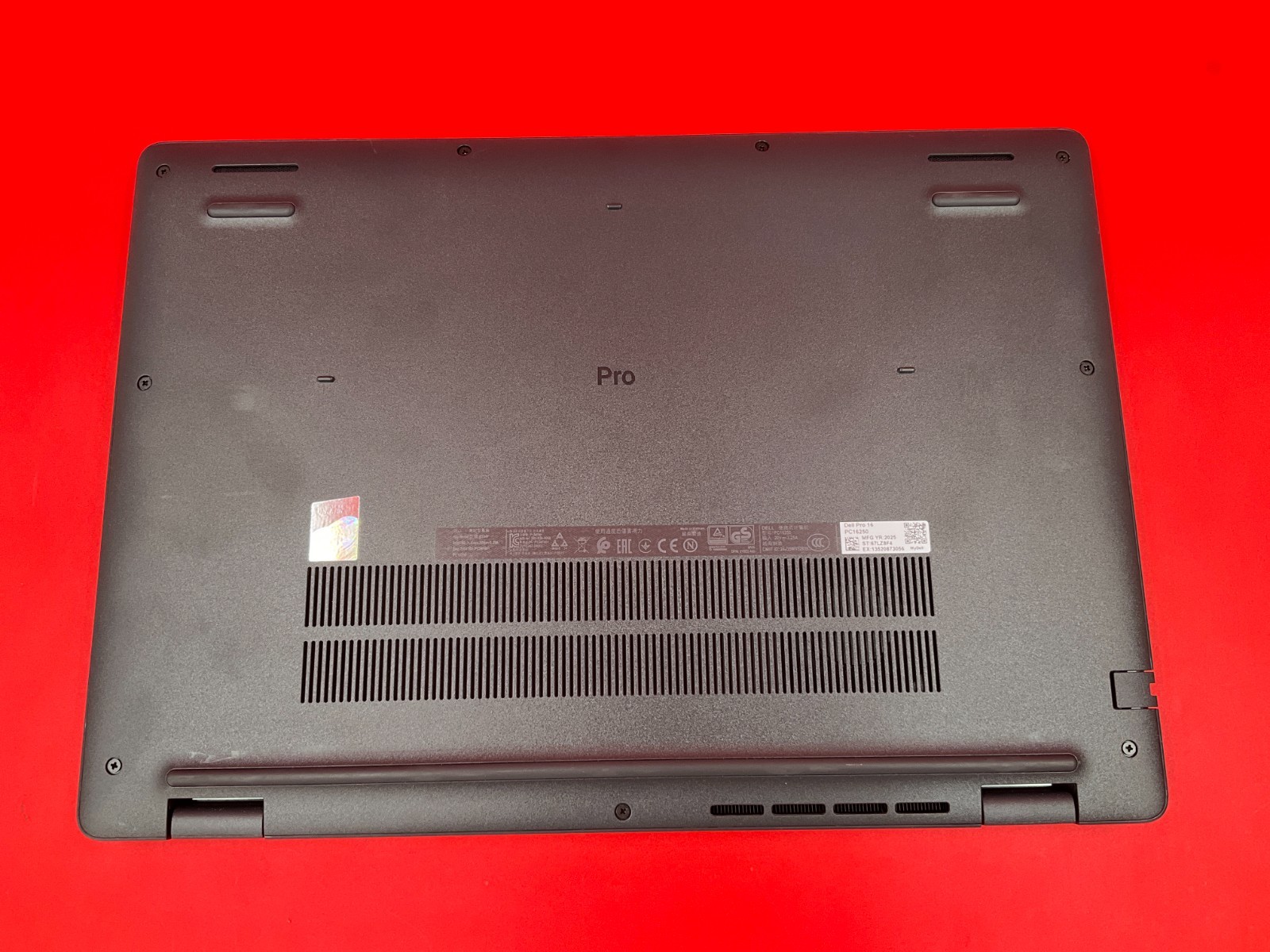 Dell Pro 16 Laptop i5-120U 16GB 512GB BT5.3 WiFi6E 16WU W11P DYFPN 🇺🇸✨🇺🇸