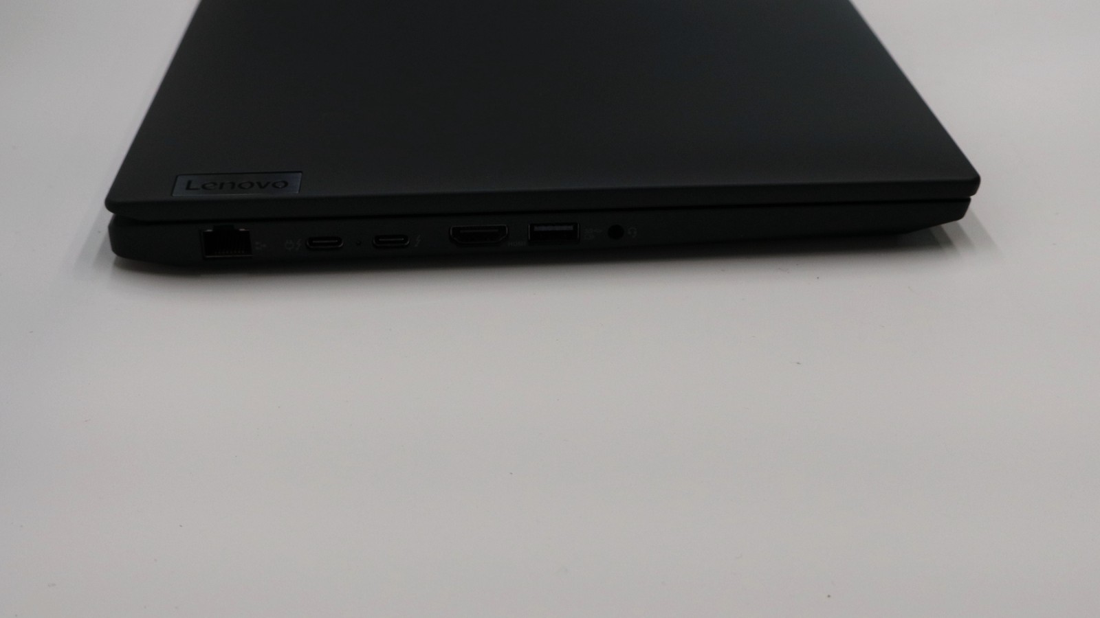 Lenovo ThinkPad T14 Gen 3 14″ i7-1265u 32GB 512GB – Very Good
