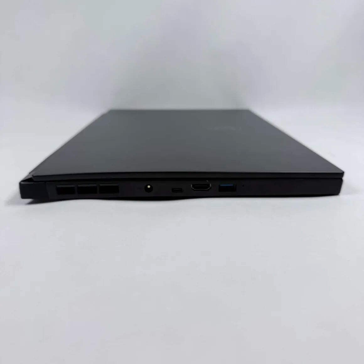 MSI Stealth GS66 11LUE 15.6″ i7-11800H 2.3GHz 16GB RAM 1TB SSD