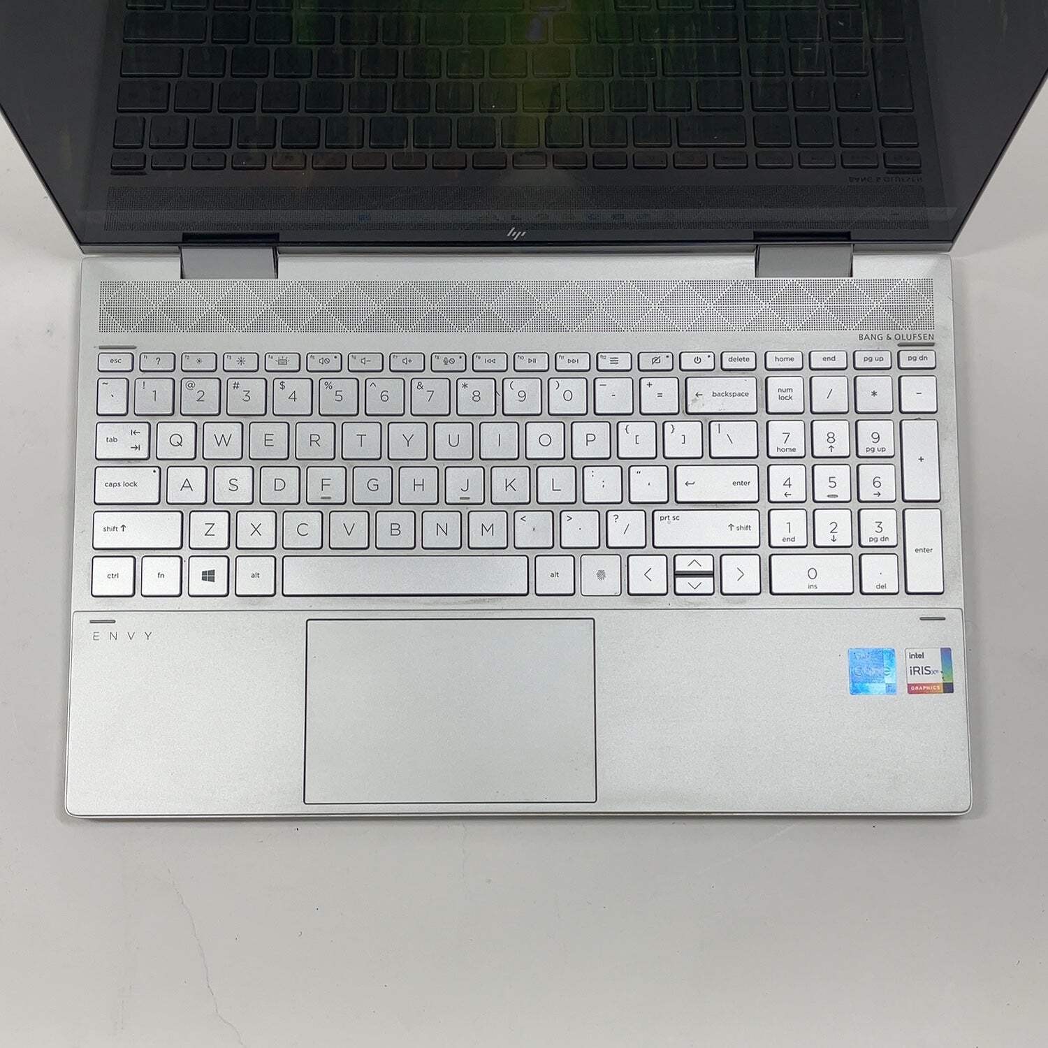 HP Envy x360 15M-ED1023DX 15.6″ i7-1165G7 2.8GHz 12GB RAM 512GB SSD
