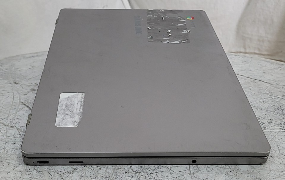 Samsung XE310XBA-K01US Chromebook 4 Celeron N3450 1.1GHz 4GB 32GB SEE NOTES