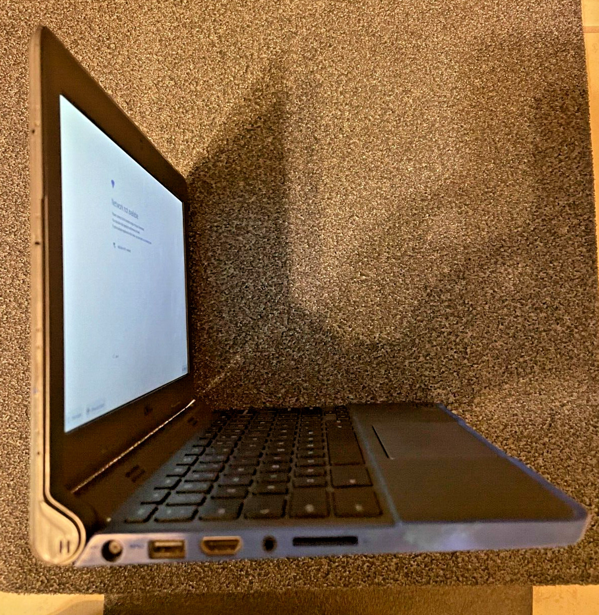 DELL CHROMEBOOK 11 P22T WITH CHARGER