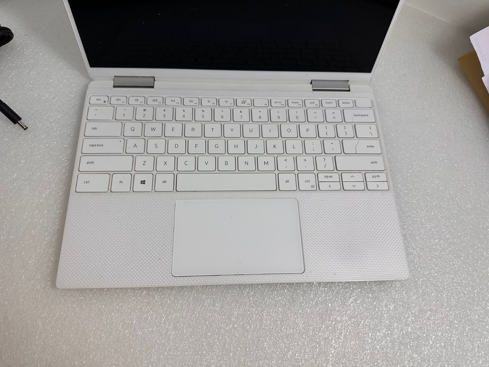 Dell XPS 7390 2-in-1 13” UHD+ Intel core I7-1065G7 32GB DDR4 512gb PCIe