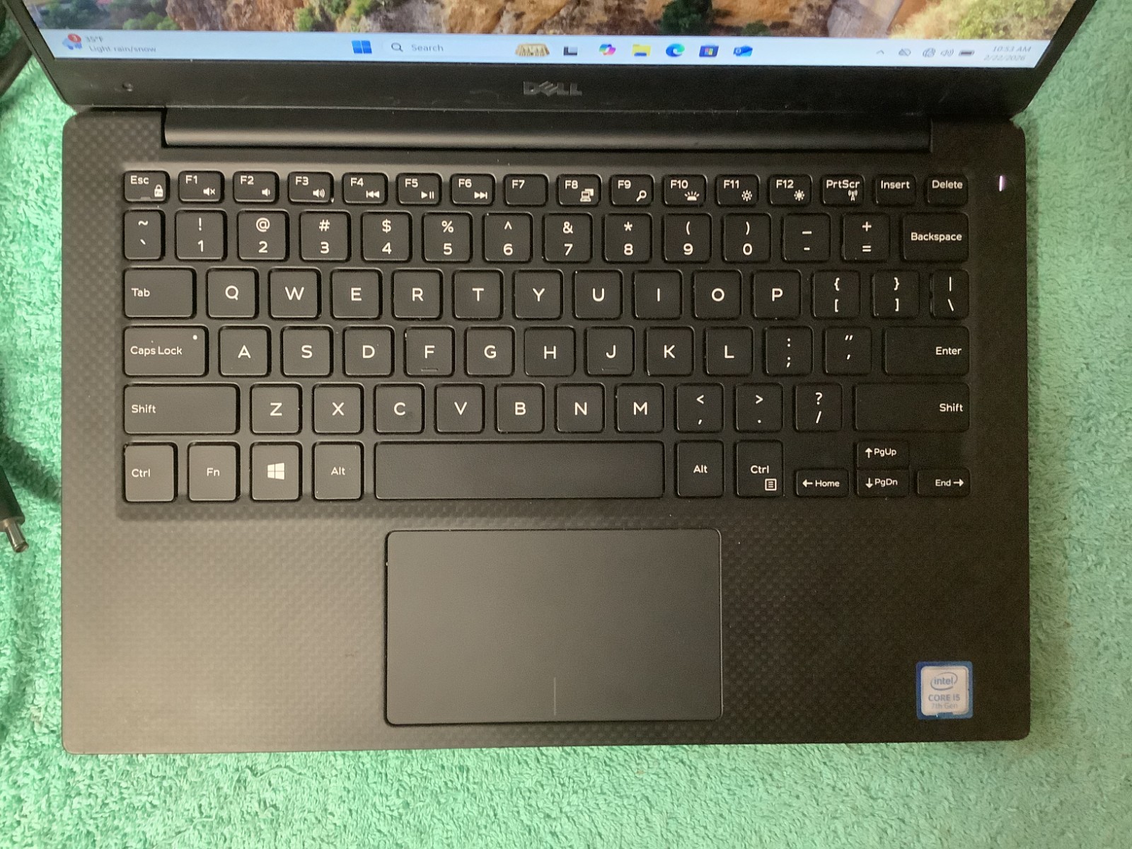 Dell XPS 9360, i5 7200u, 8 GB – 256 GB M2 NVMe SSD Windows 11 Pro # 5XK22G2