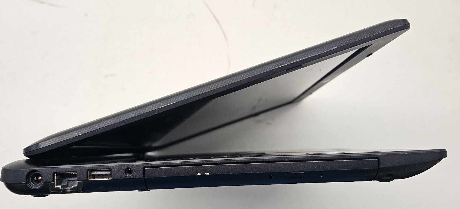 Toshiba Satellite C55-B5270 Laptop Intel Pentium N3530 8GB Ram 500GB NO OS (FL)