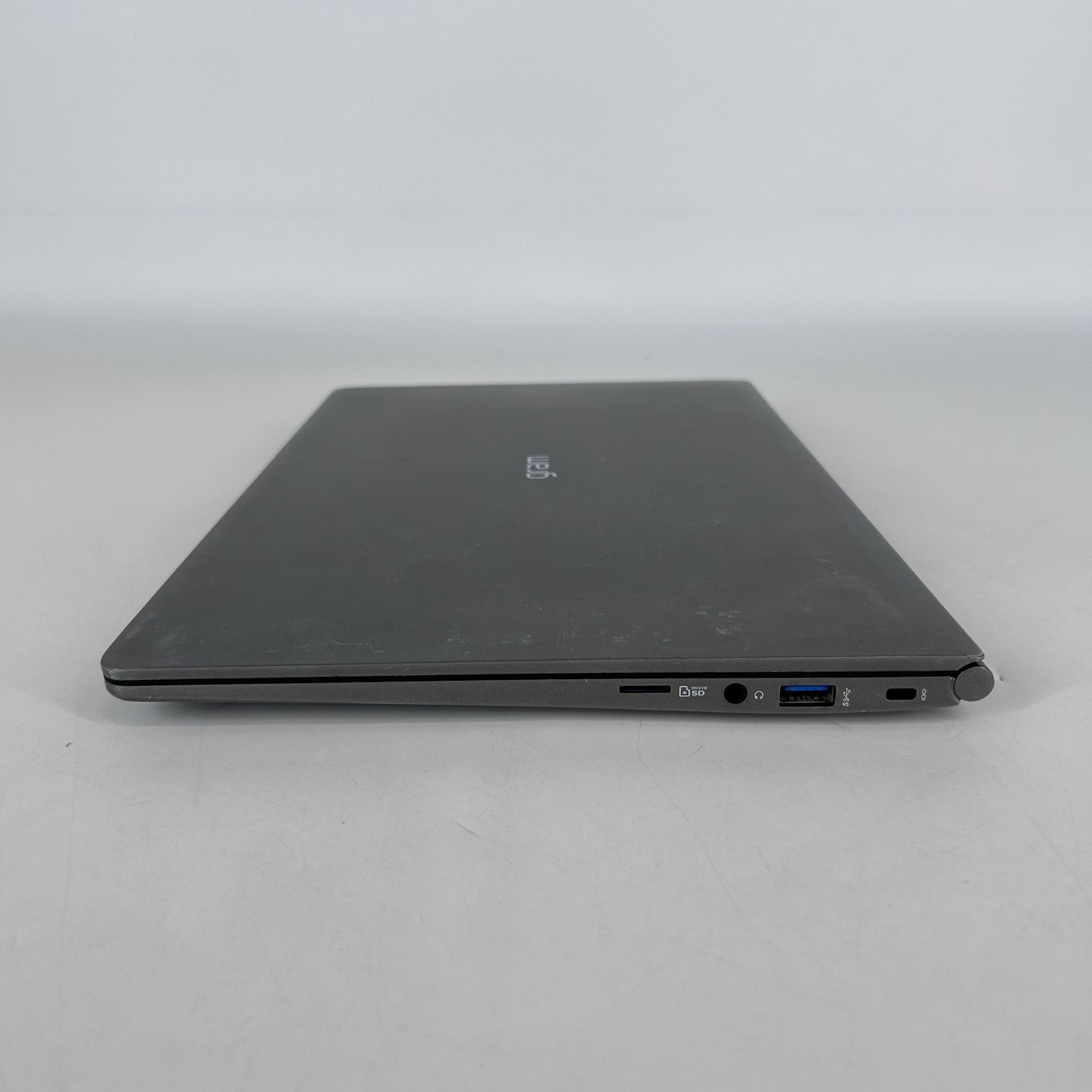 LG Gram 13 FHD TOUCH i7-8550U 1.80GHz 8GB RAM 512GB SSD Good