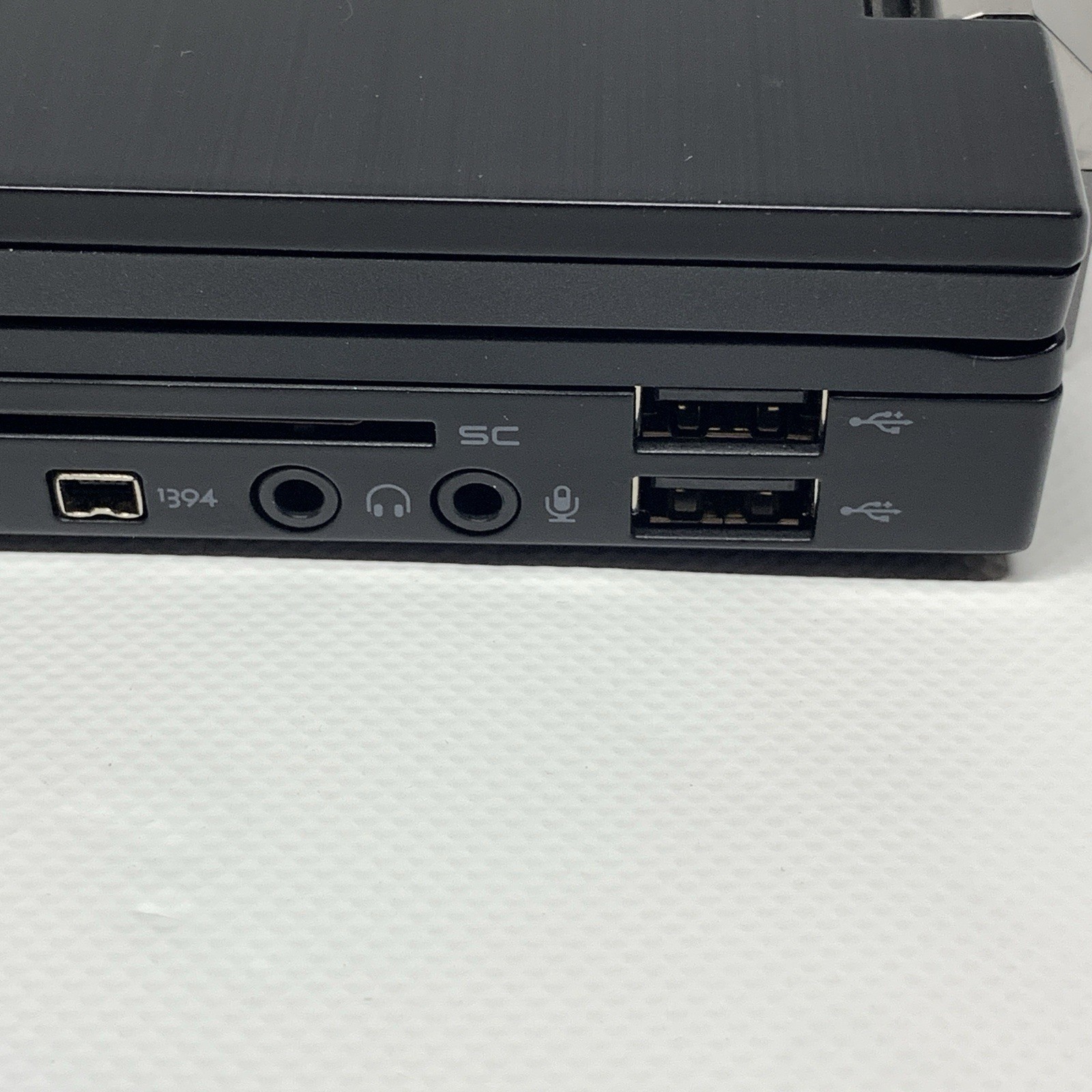 Dell Latitude E6500 Laptop Core 2 Duo P8700@2.53GHz 2.95 GB Ram Windows XP Pro