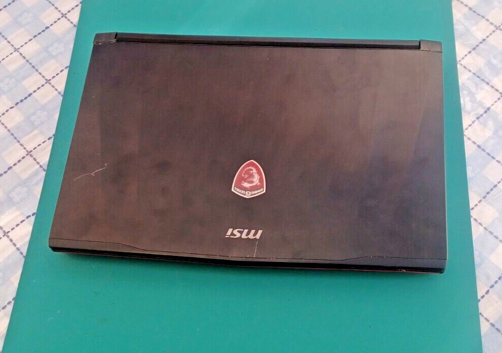 MSI MS-16J2 gaming laptop/ Windows 11 Super Lite/8 GB RAM/500 GB SSD/NEW BATTERY
