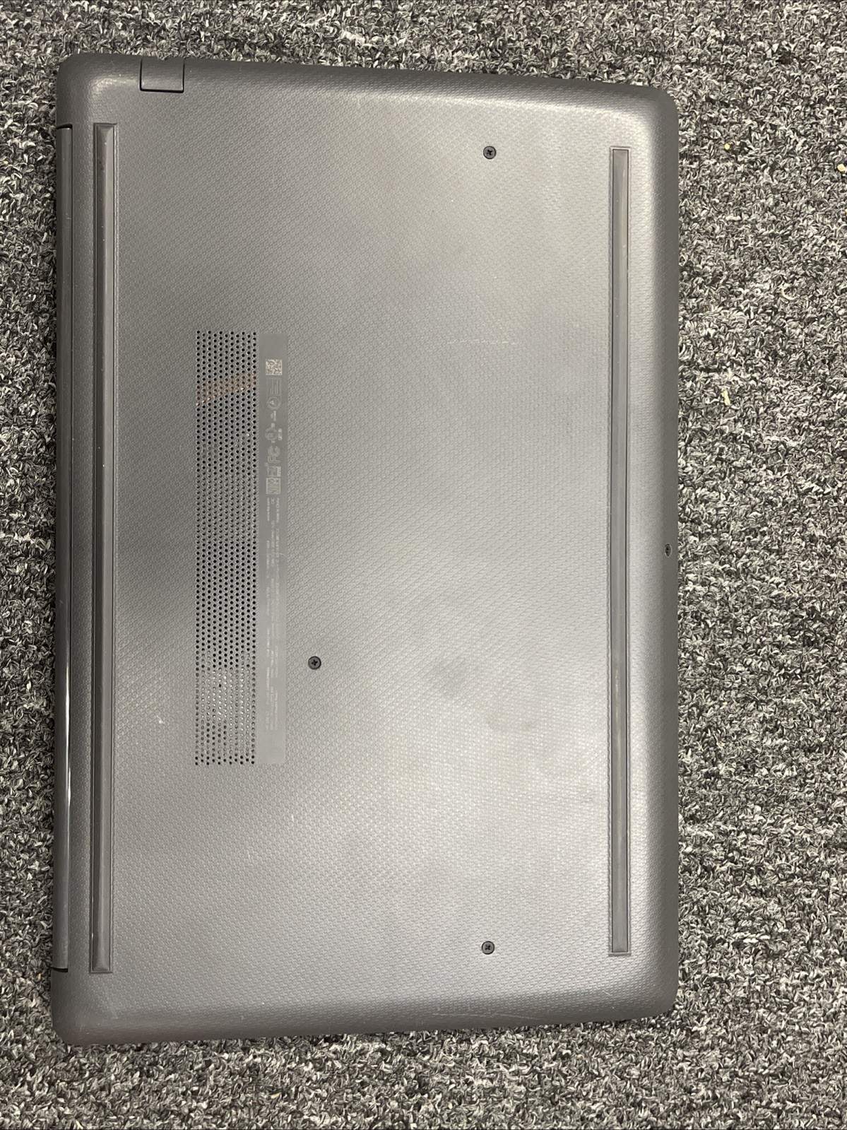 HP 255 G7 15.6″ A4-9125 2.3GHz 8GB RAM Win 10 (NO HDD/AC ADAPTER)