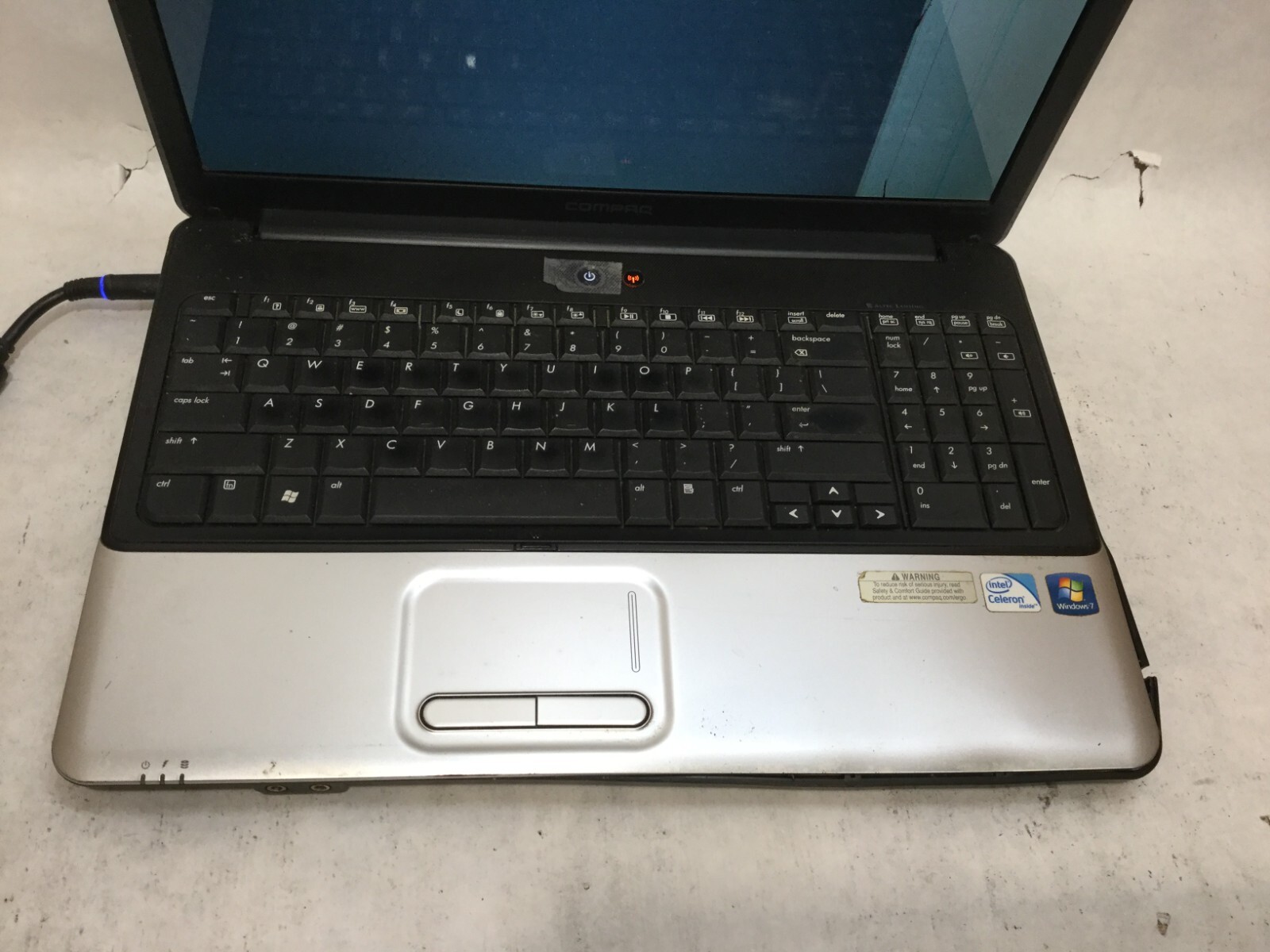 HP Compaq Presario CQ60-615DX / Intel Celeron UNKNOWN SPECS /(MISSING PARTS) -MR
