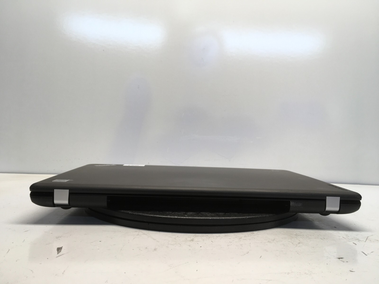 Lenovo Thinkpad E550 Intel i3-4005U 1.7GHz 4 GB NO HDD
