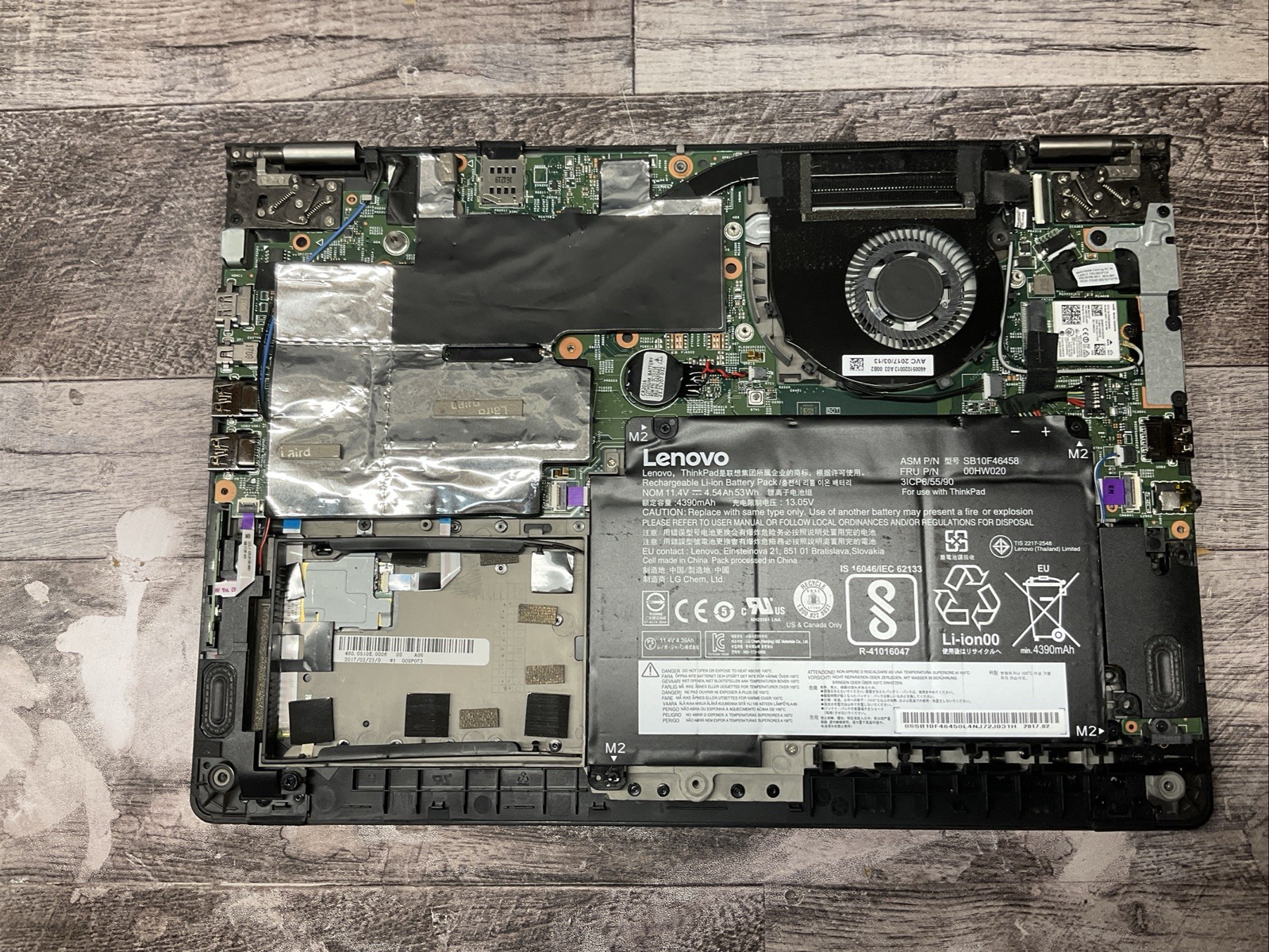 Lenovo Yoga 460 / Intel Core i5 6th Gen / Touchscreen / BIOS Unlocked / P15