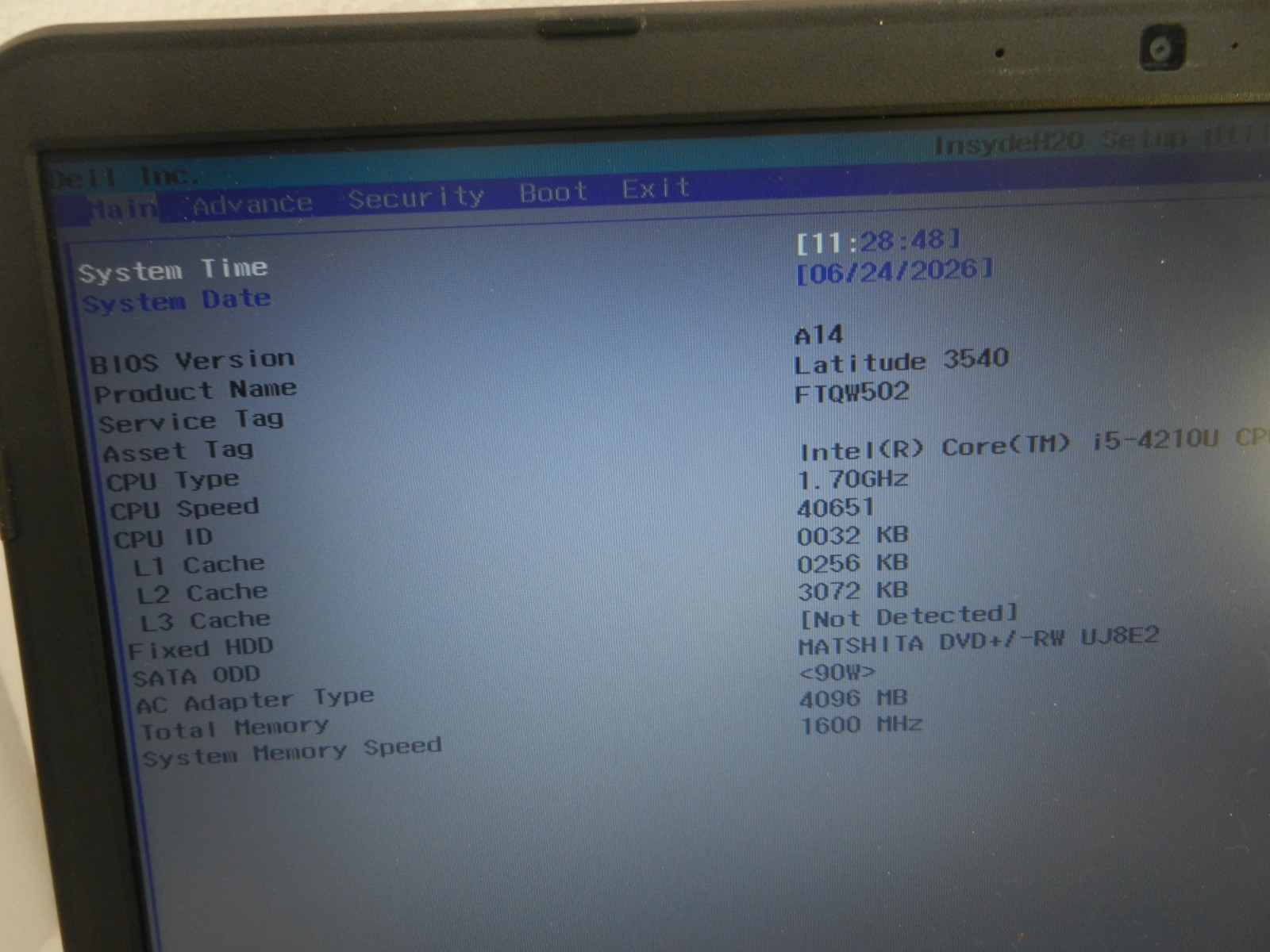 Dell Latitude 3540 15.6″ Laptop Core i5-4210U 1.70GHz 4GB RAM No HDD – Damaged*