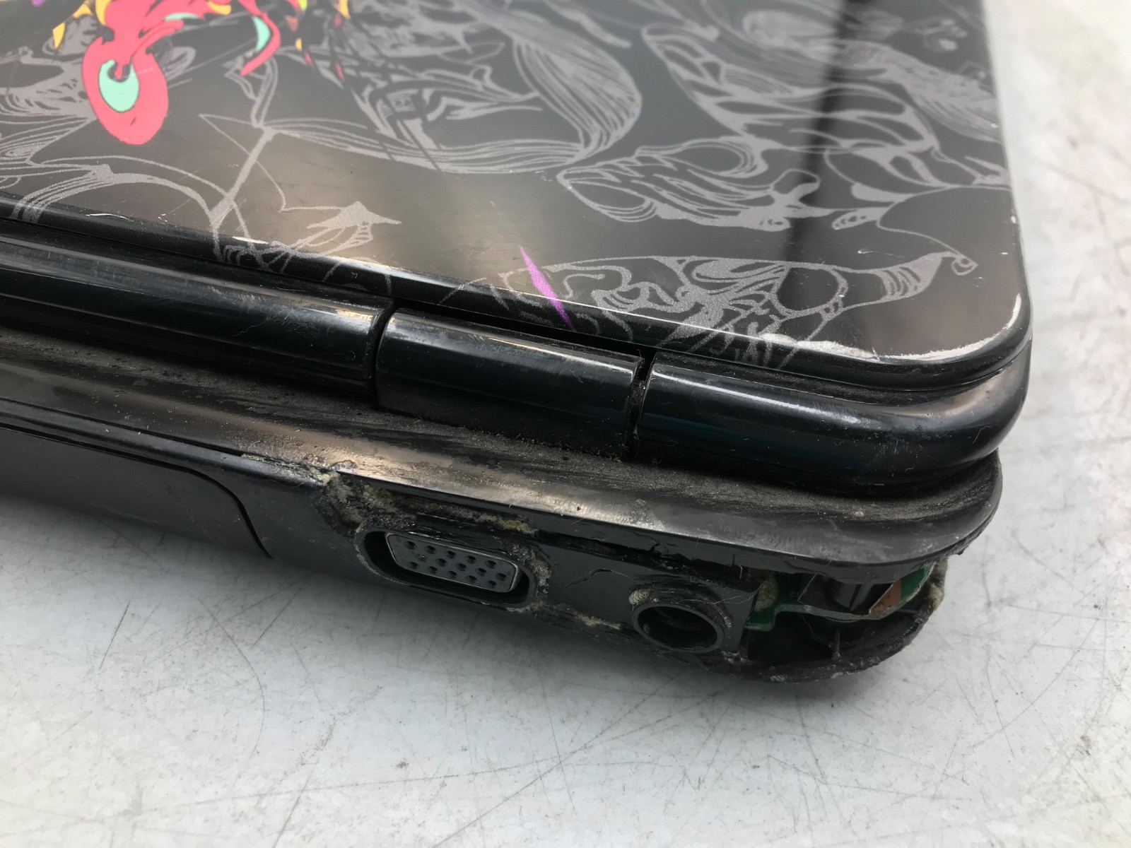 Dell Inspiron N5110 Intel Core i5-2410M 15.6″ -MELTED JACK/NO POWER-MZ