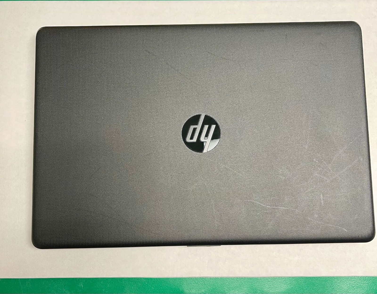 HP 15.6″ AMD A12-9720P R7 Series 8GB 500GBHDD Non Touch WIN 10 HOME