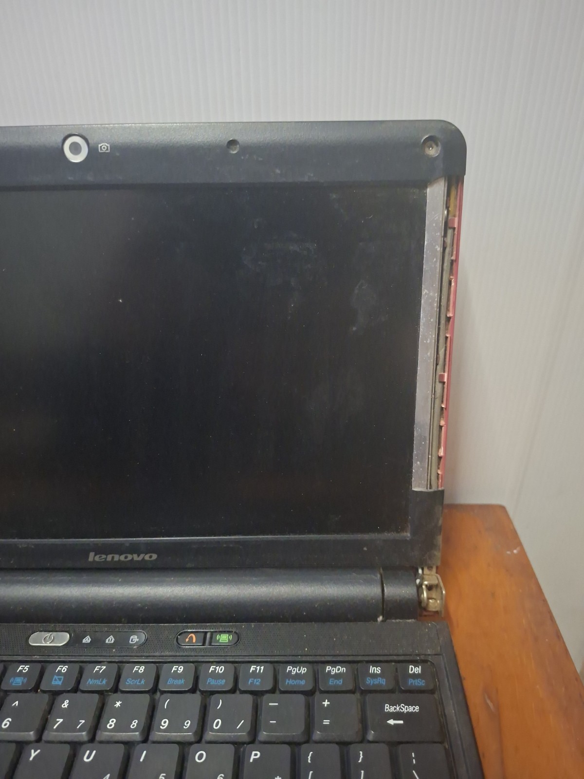 Lenovo Ideapad S10e Laptop Turns On For Parts Or Repair Locked