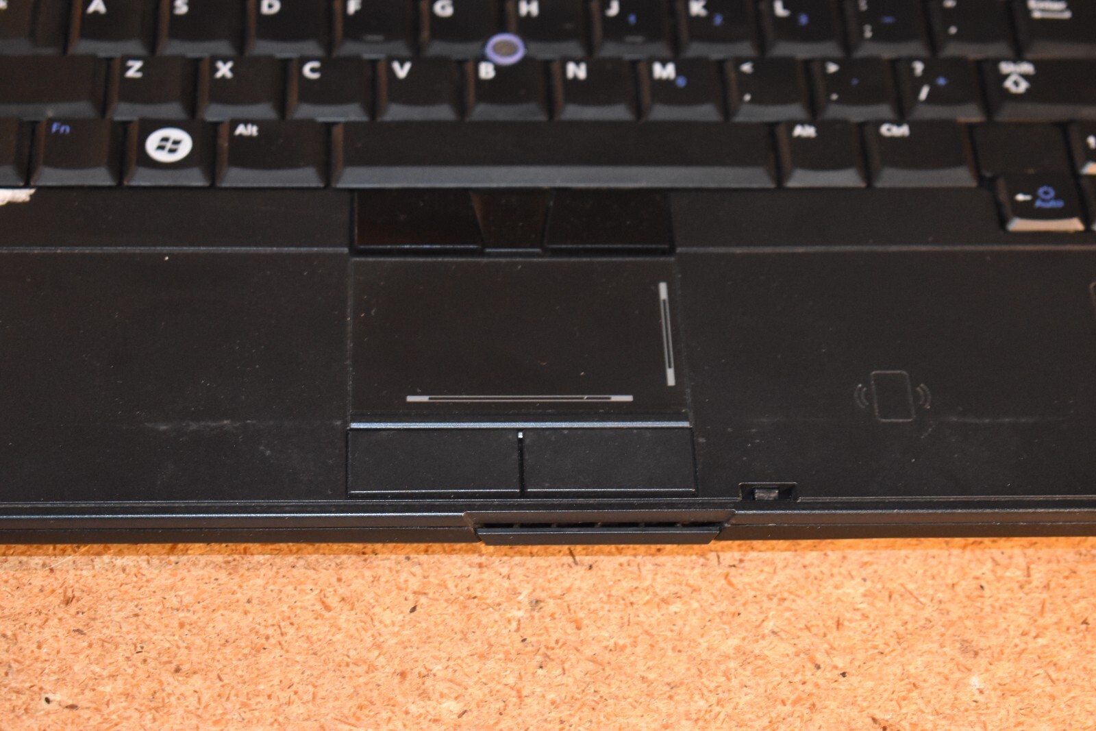 Dell Latitude E6400 Intel Core 2 Duo 2.26GHz 4GB 80GB WiFi Windows XP Pro 32-bit