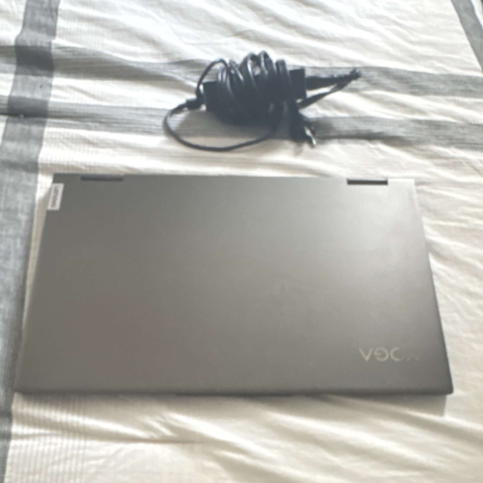 Lenovo Yoga 7 15ITL5 15.6in i7 11th Gen 12GB RAM 512GB SSD Win11 Charger 65W