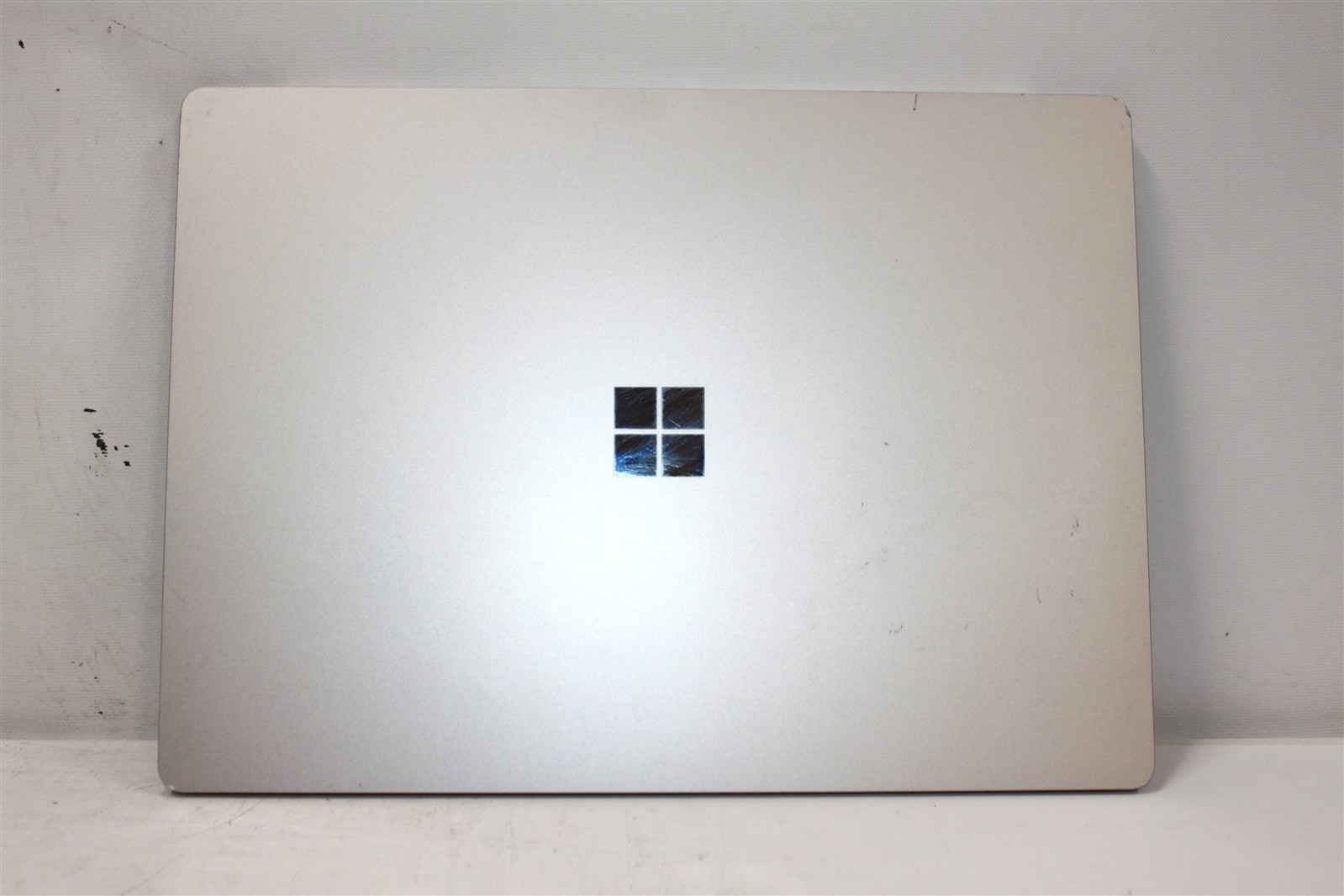 Microsoft Surface Laptop 4 Intel Core i5-1145G7 8GB DDR4 256GB SSD Win 11 Pro