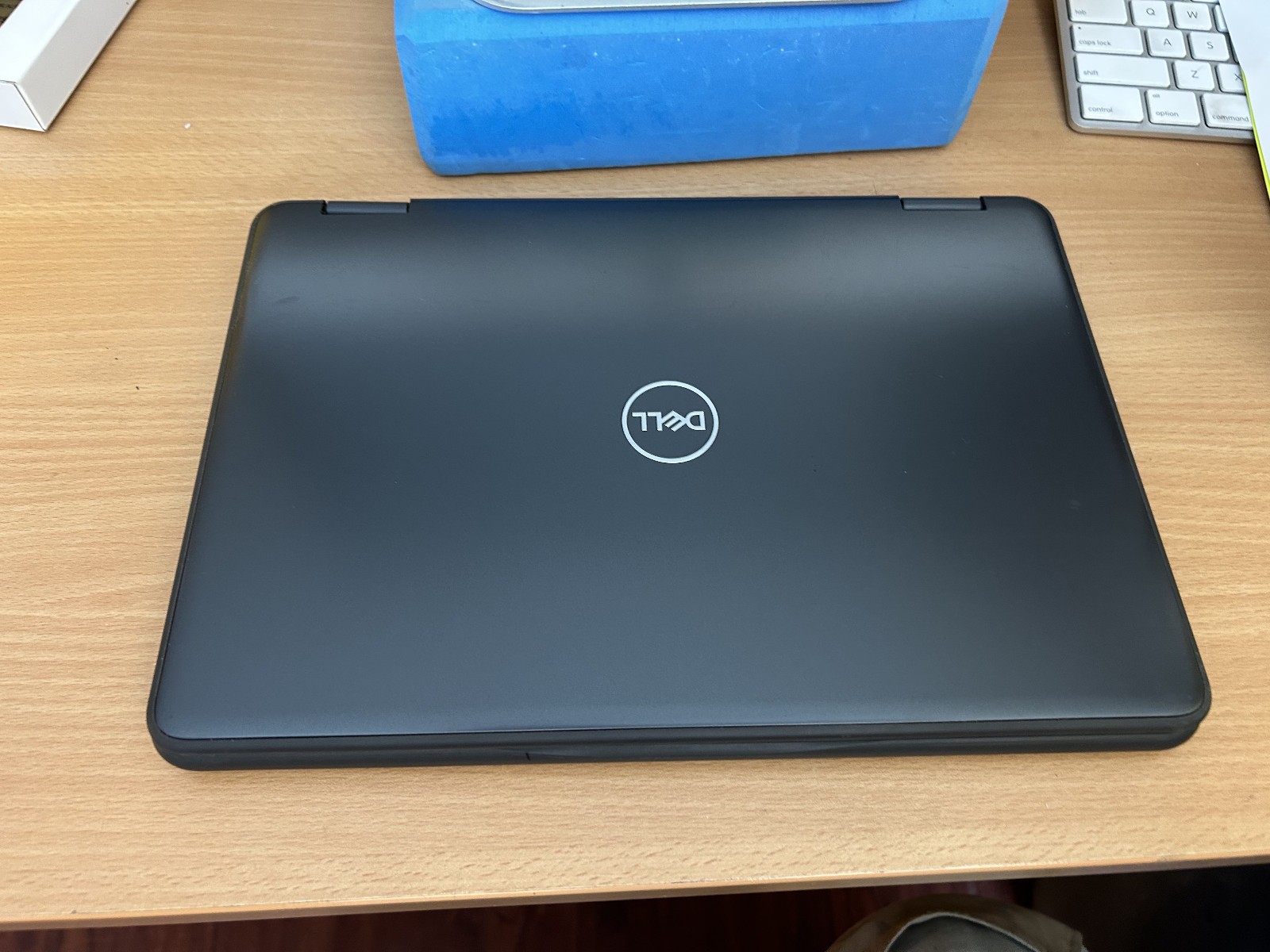 Dell laptop tablet 3190 2 in1