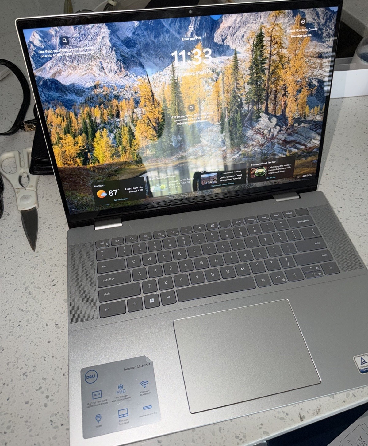 Dell Inspiron 16 2-in-1 Touchscreen i7 16GB Win11 Silver