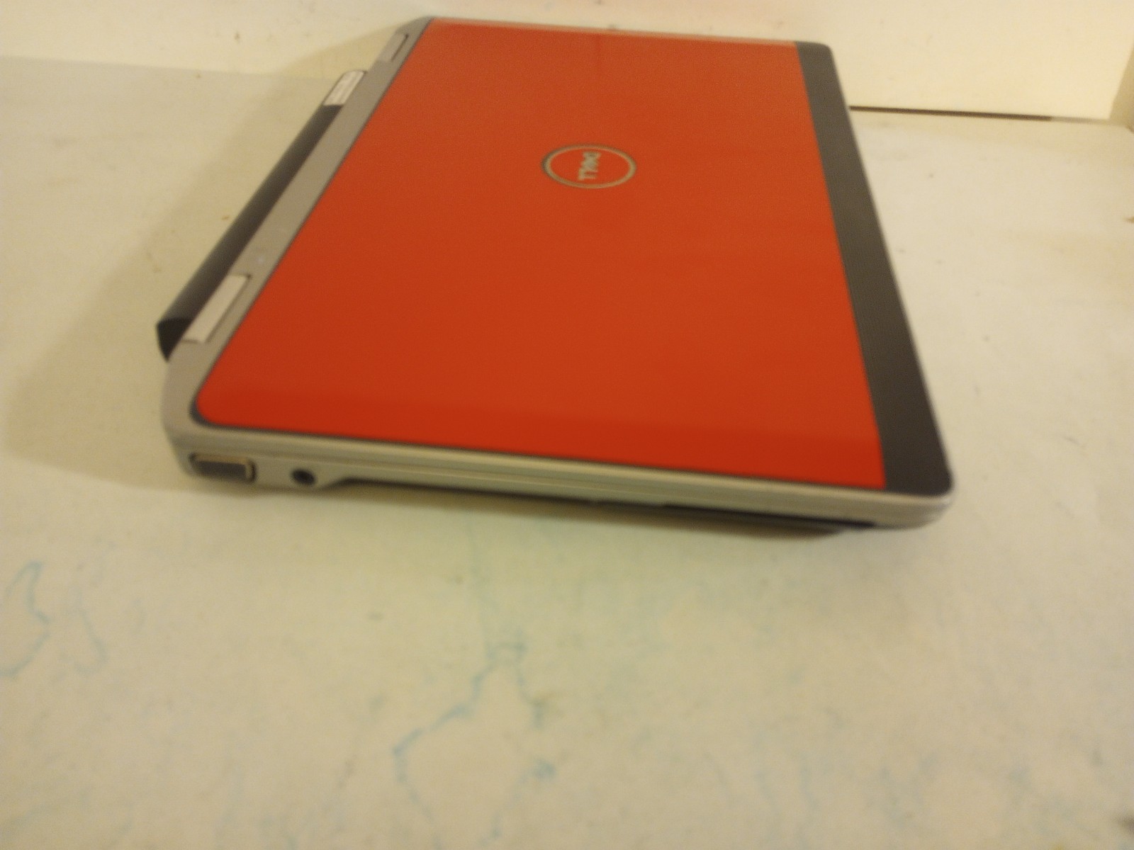 LIGHT GAMING ORANGE DELL i5 3.00GHz,8GB,320GB HDD,DVDRW,WIN11 PRO,CHARGER,CAM