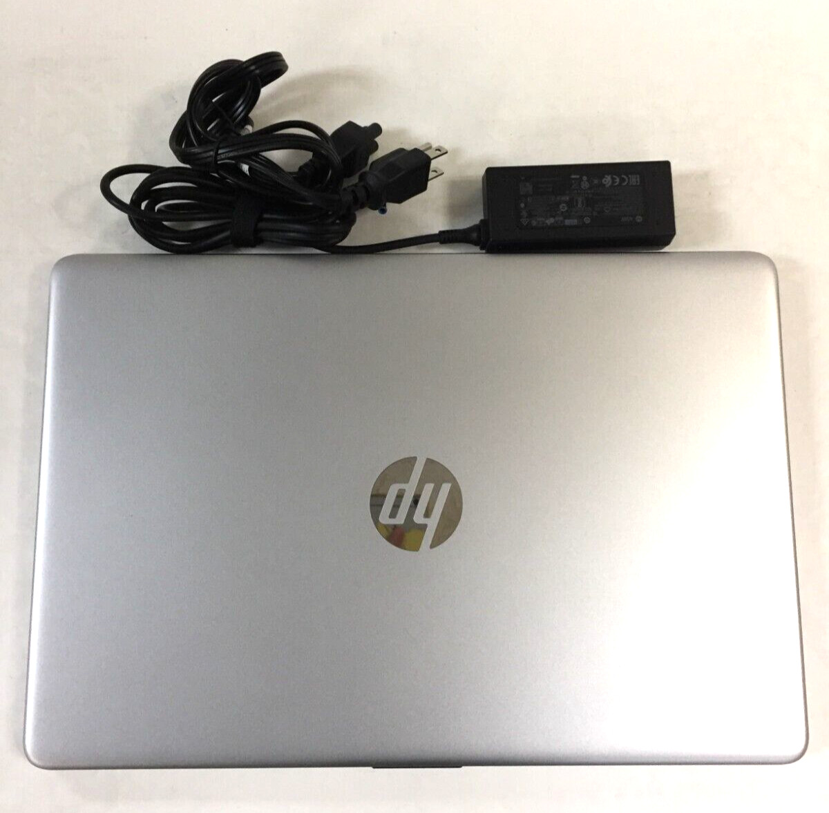 HP 15-ef0875ms 15.6″ Touch Laptop/AMD Ryzen 7-3700U/12GB/512GB SSD/W10, Grade C