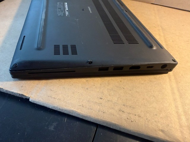 Dell Latitude 7480 i5-7300U NO RAM NO O/S (No Charger Included)