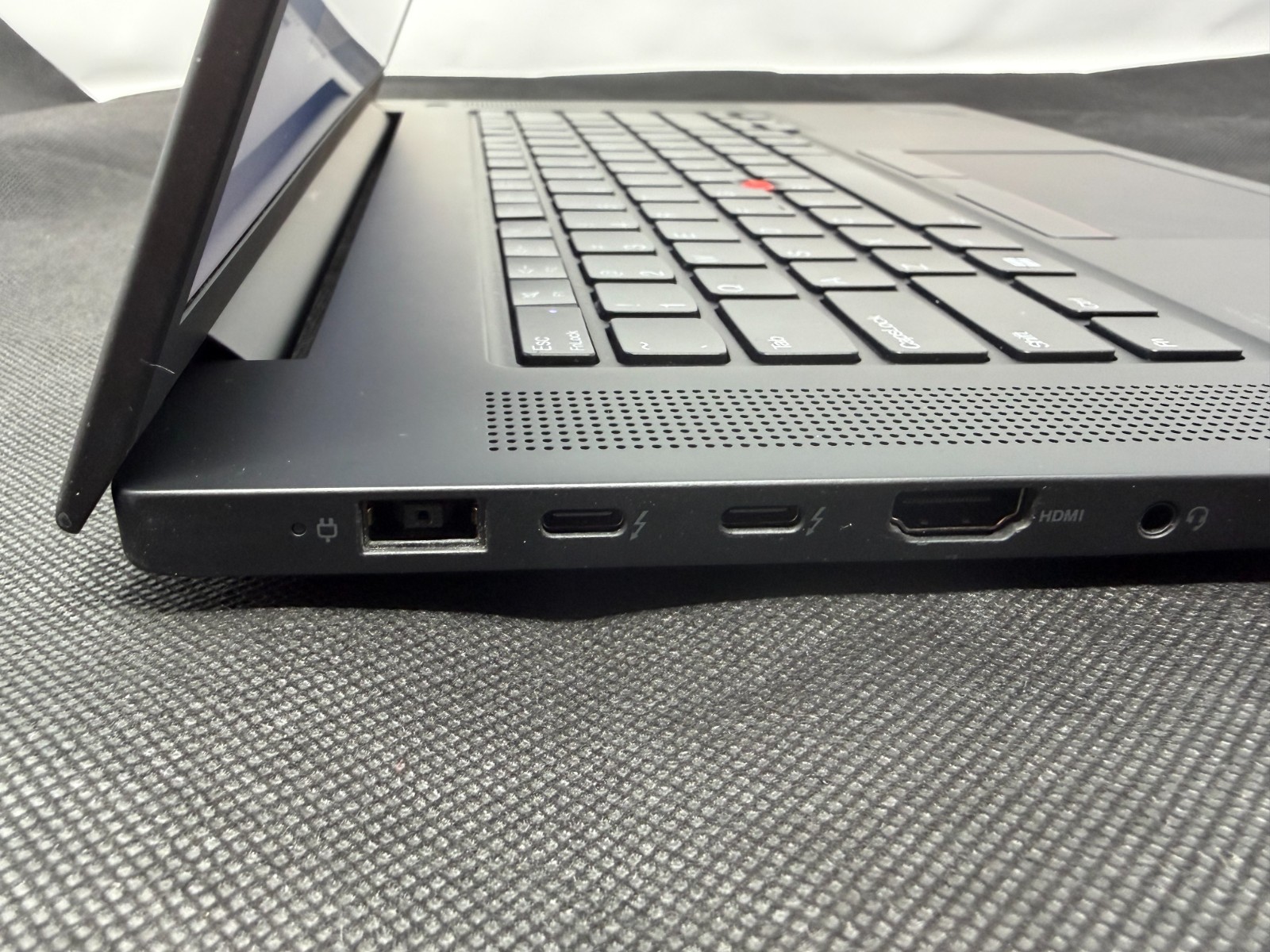Lenovo ThinkPad P1 Gen 5 4K Intel i7 12800H 32GB RAM 512GB SSD | 8 GB RTX A2000