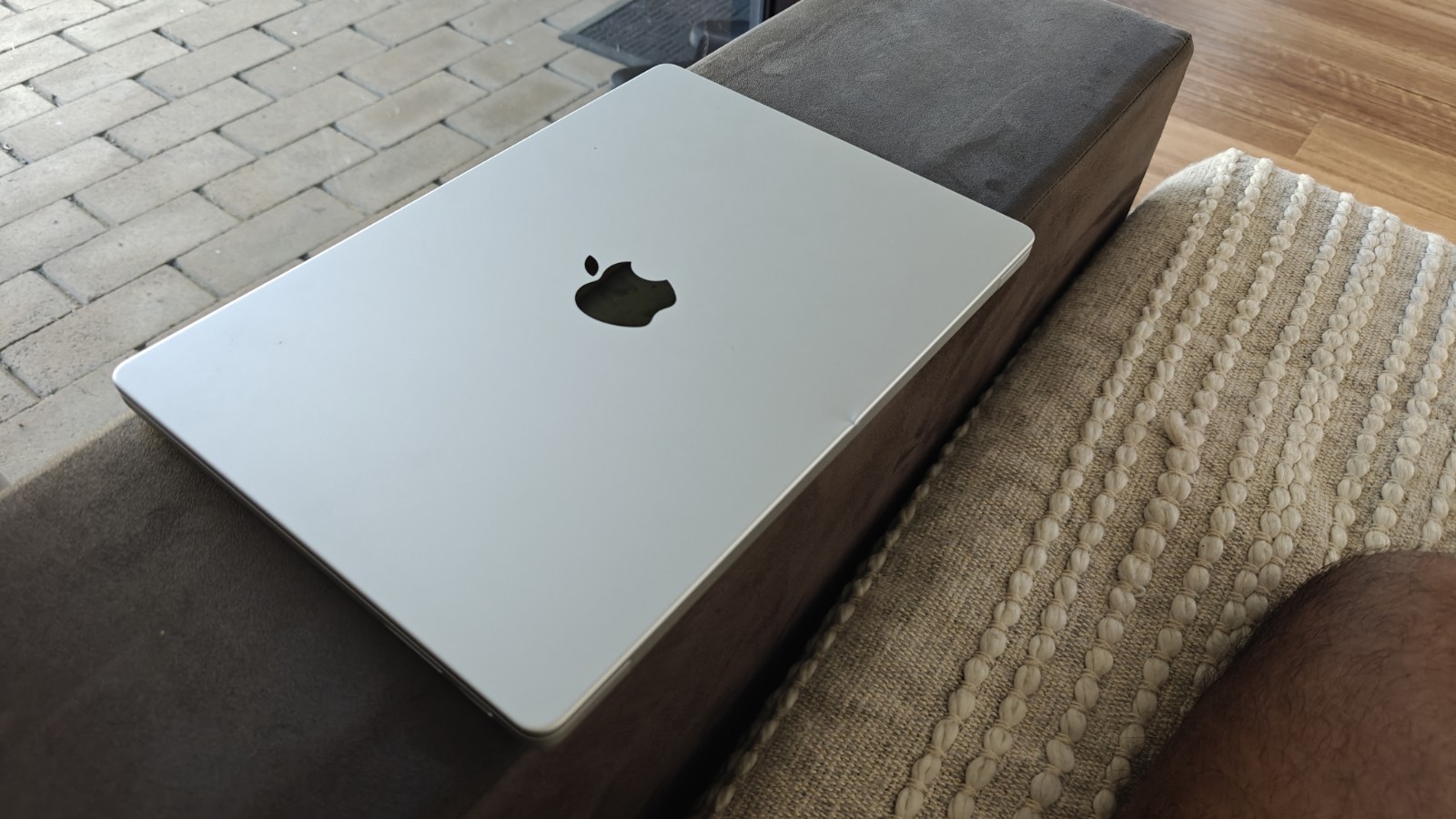 MacBook Pro – 14-inch, Nov 2023 – Apple M3